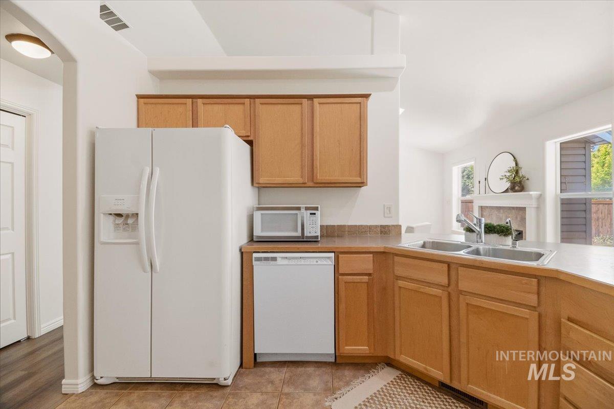 2032 Talus Loop Property Photo 18