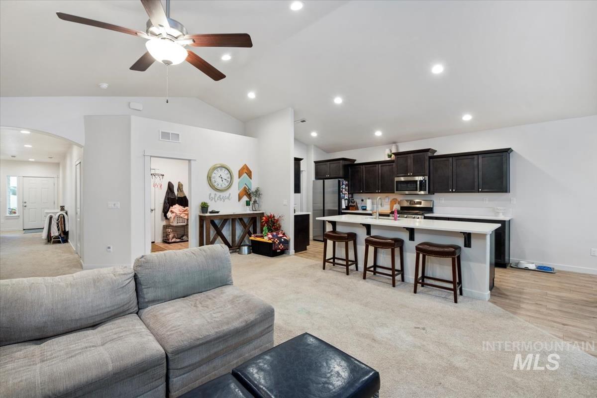 18566 White Rose Pl Property Photo 15
