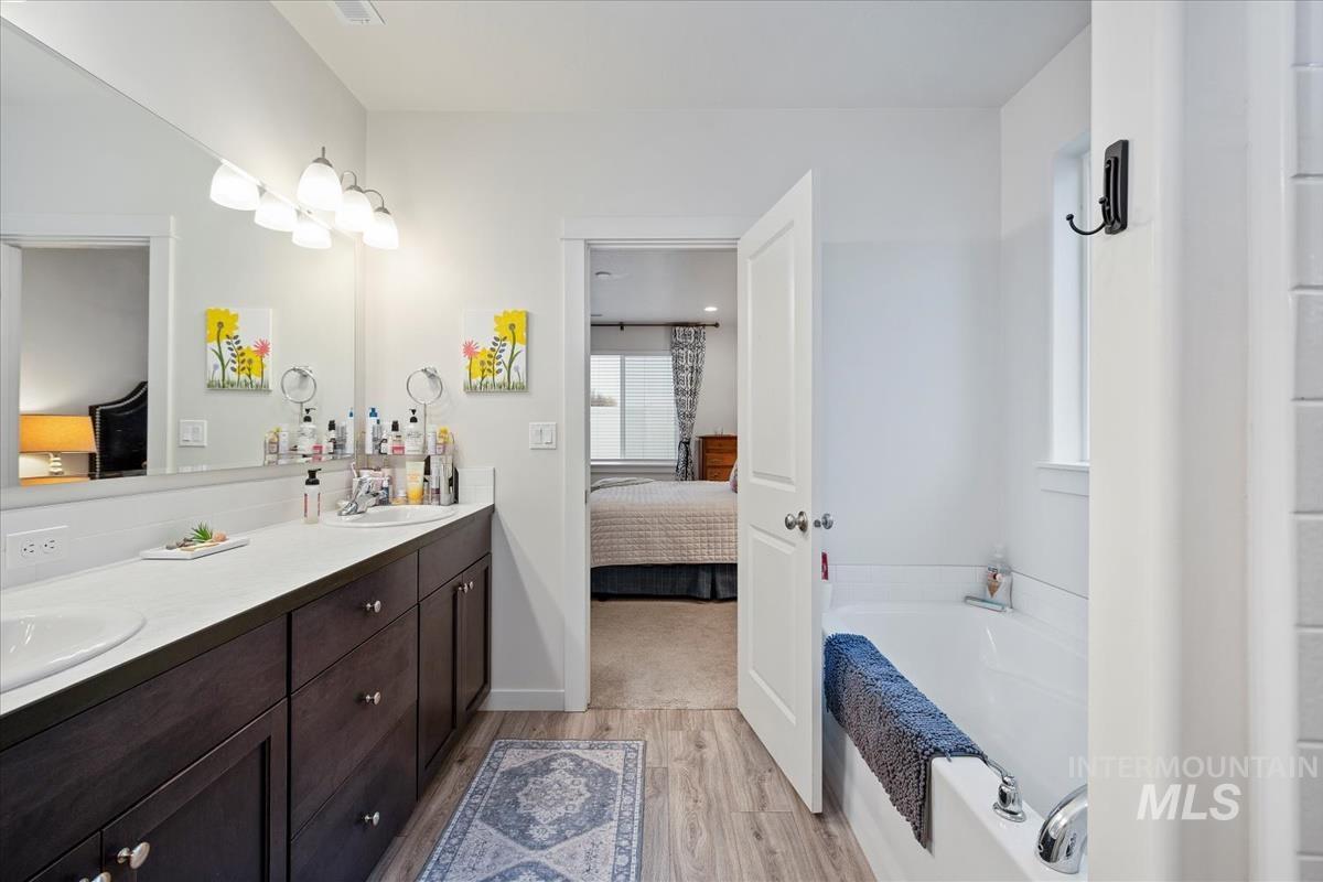 18566 White Rose Pl Property Photo 21