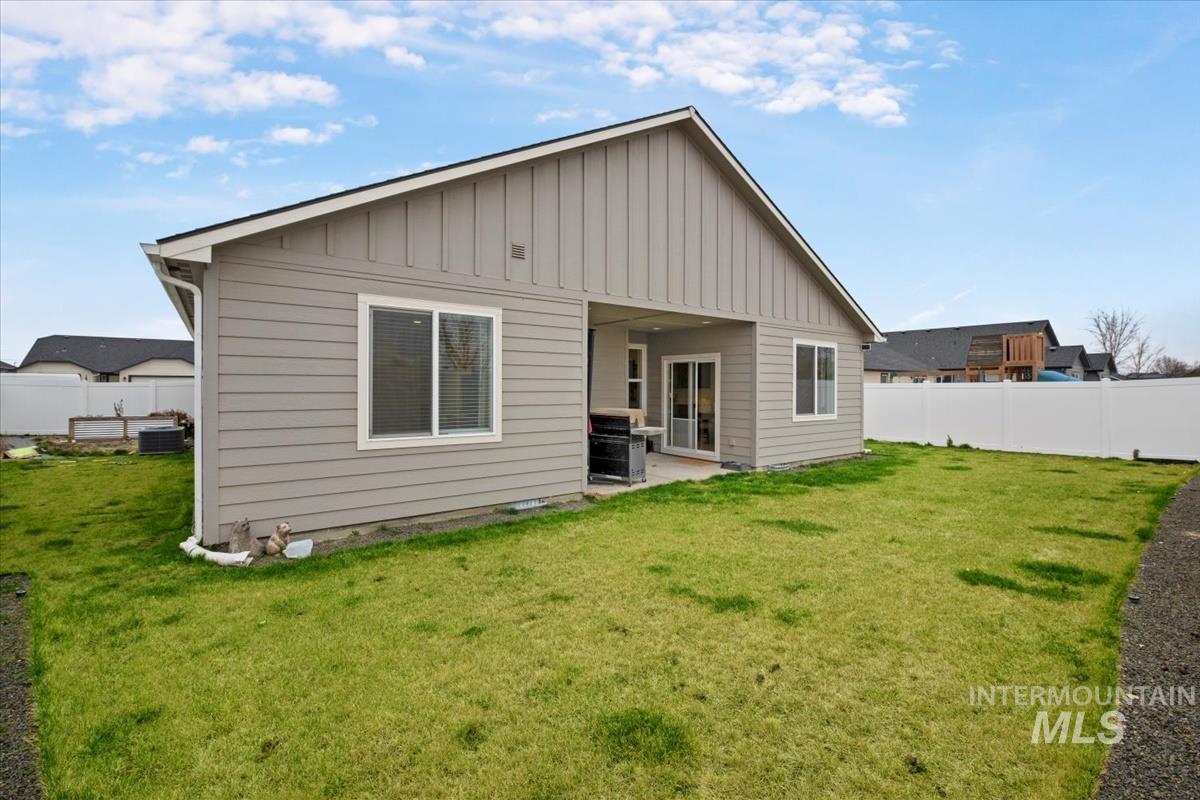 18566 White Rose Pl Property Photo 30