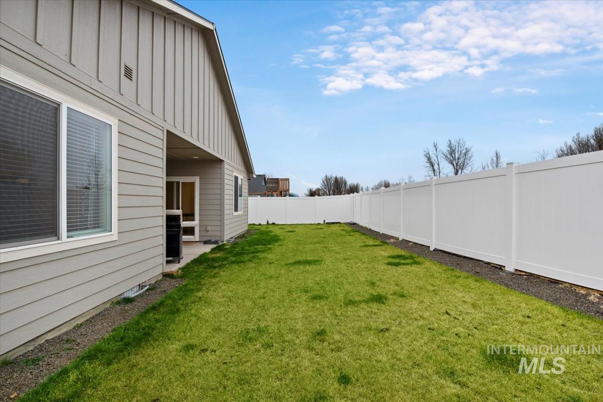 18566 White Rose Pl Property Photo 31