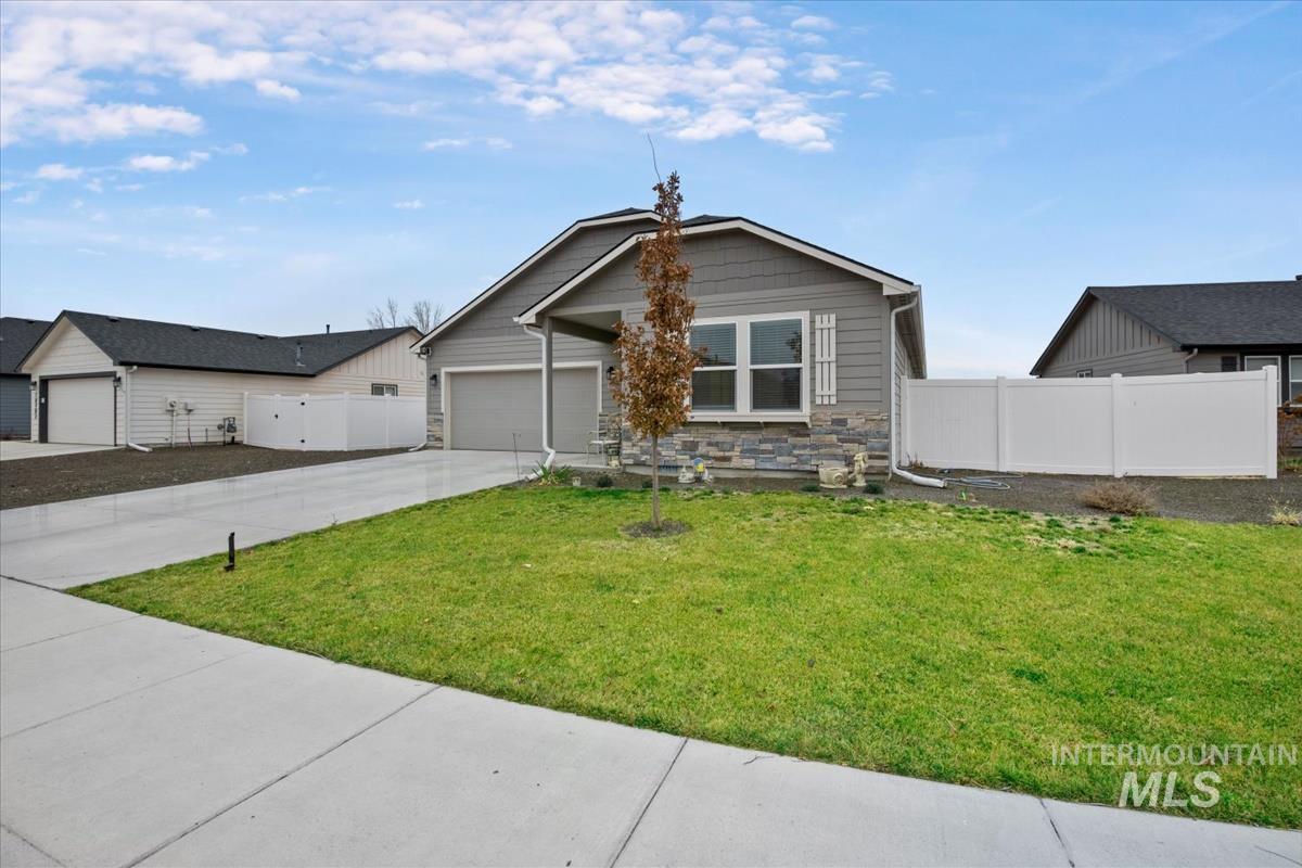 18566 White Rose Pl Property Photo 33