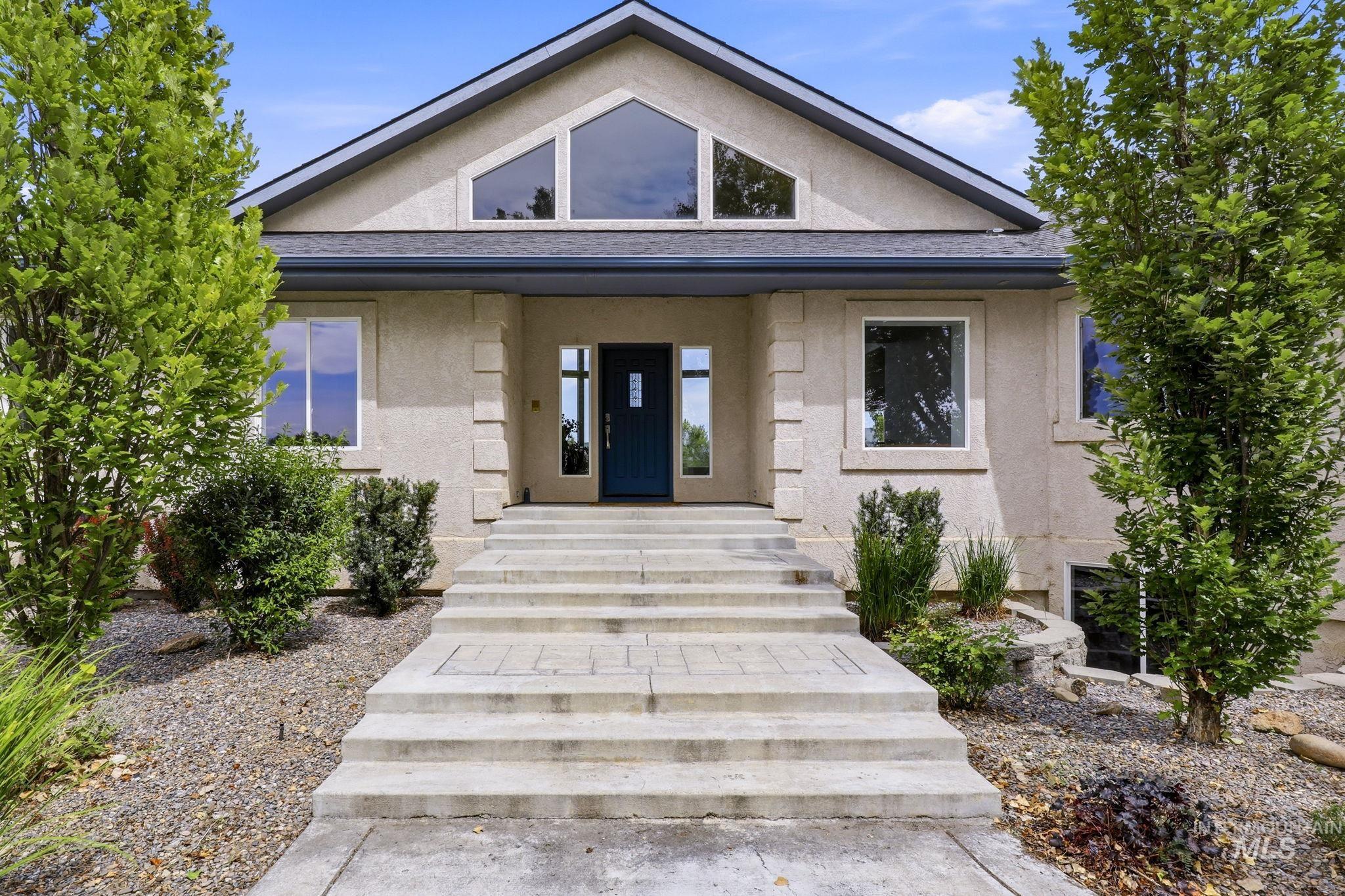 11601 W Campanula Dr Property Photo 4
