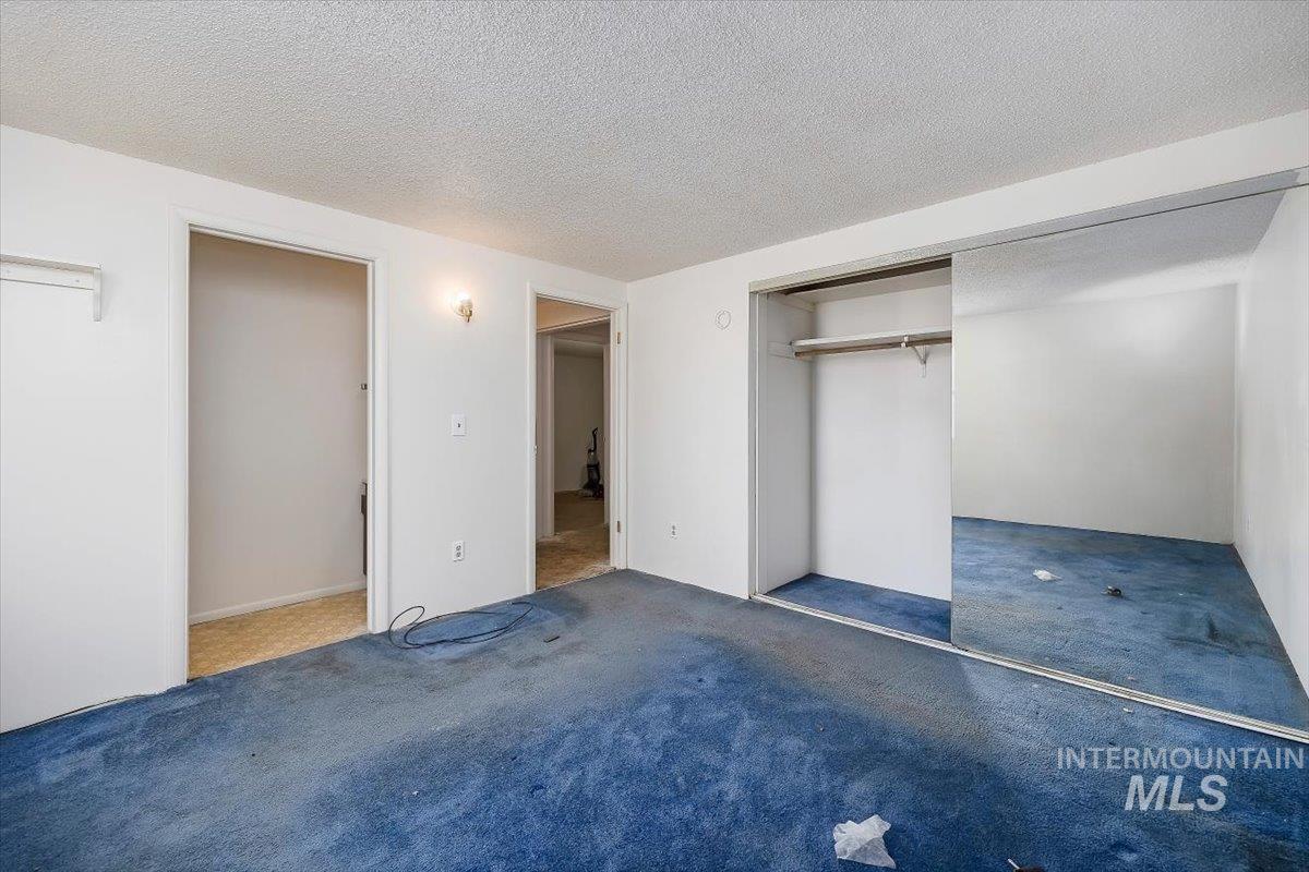 526 E Avenue J Property Photo 14
