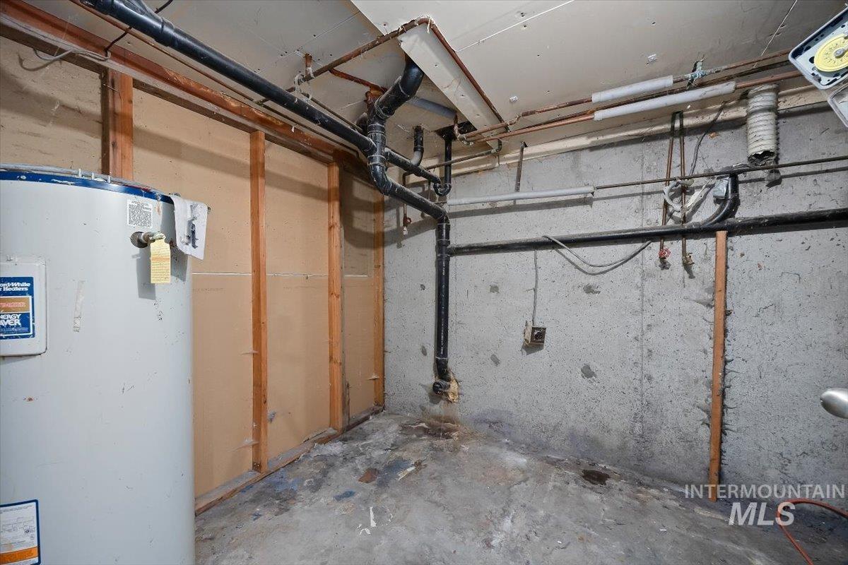 526 E Avenue J Property Photo 25
