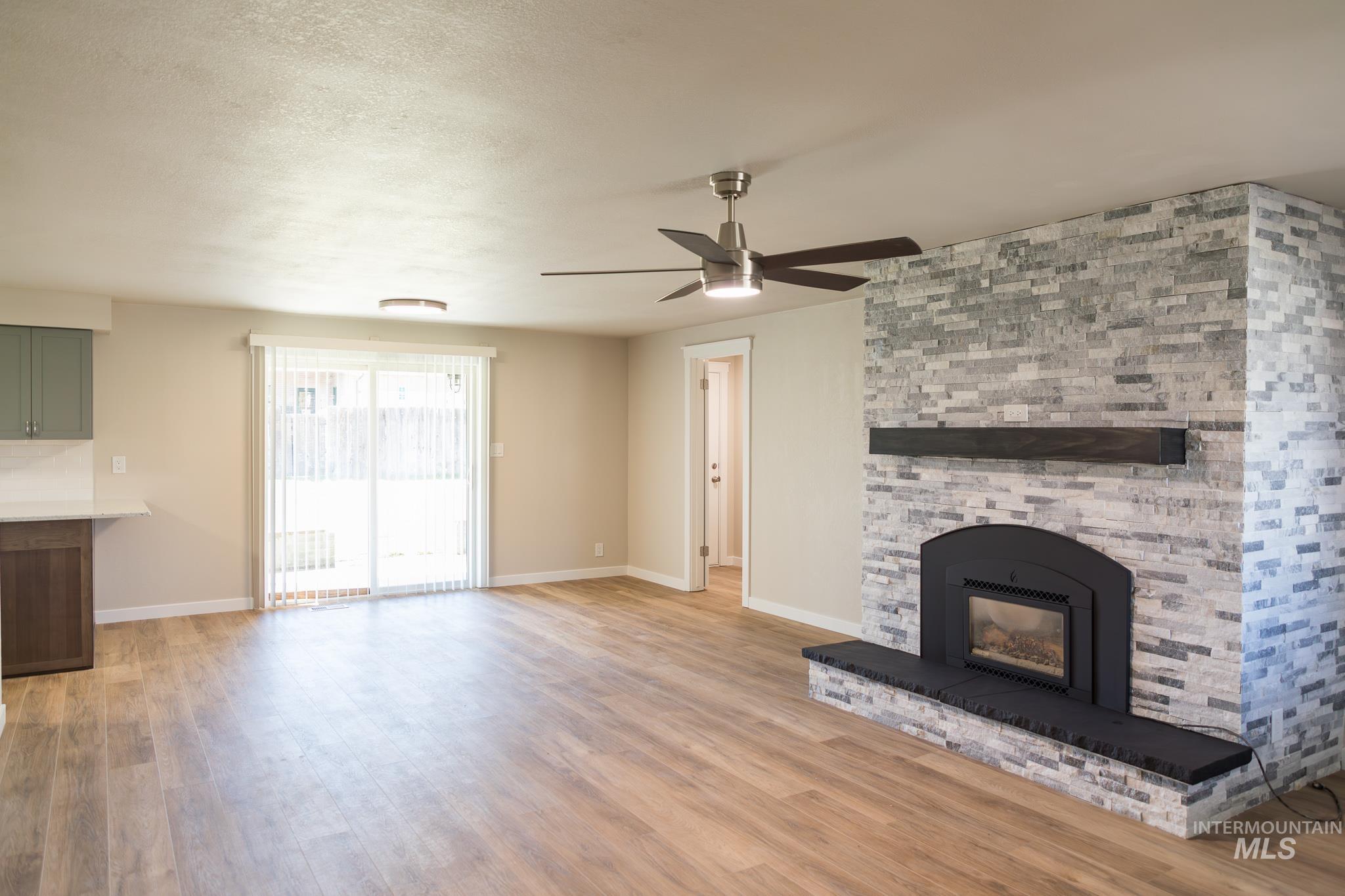 1366 Arata Way Property Photo 3