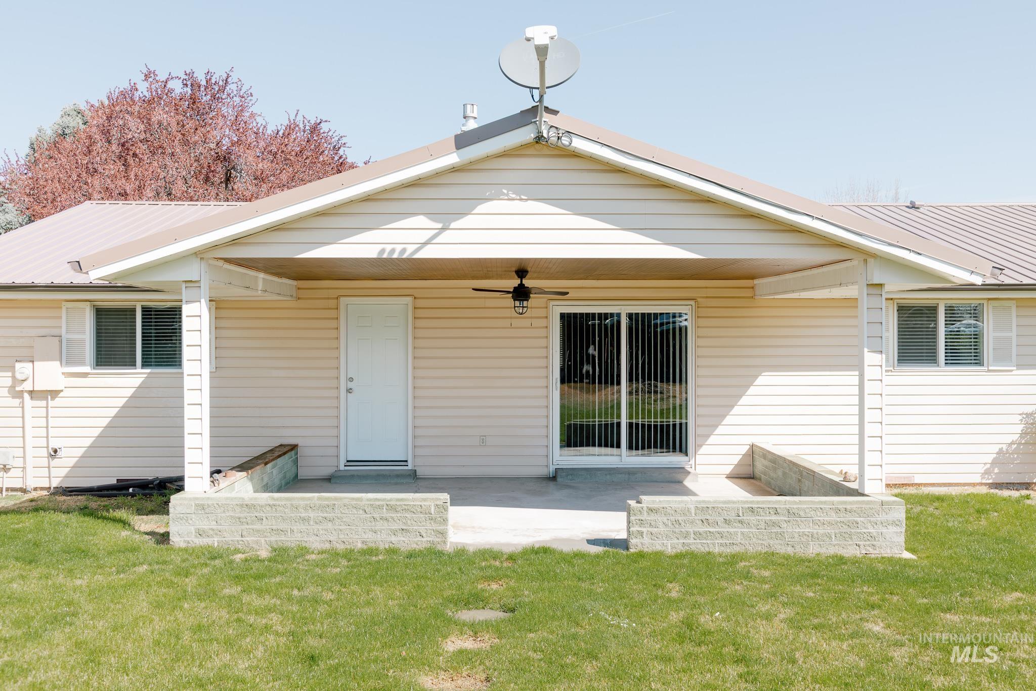 1366 Arata Way Property Photo 47