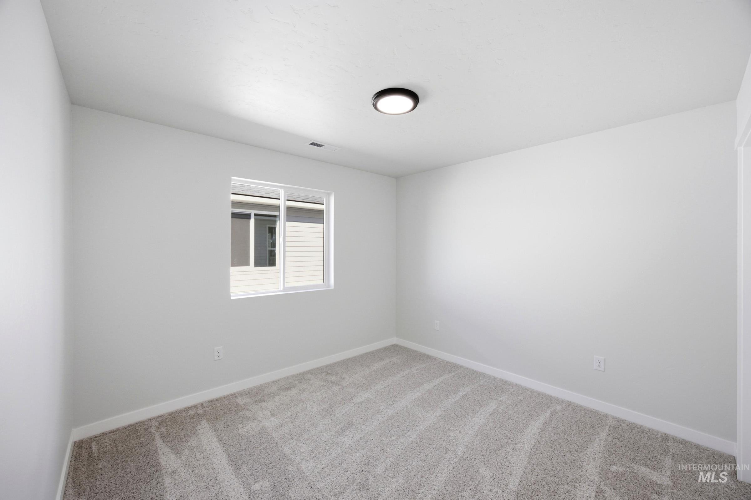 613 W Novak Dr Property Photo 19
