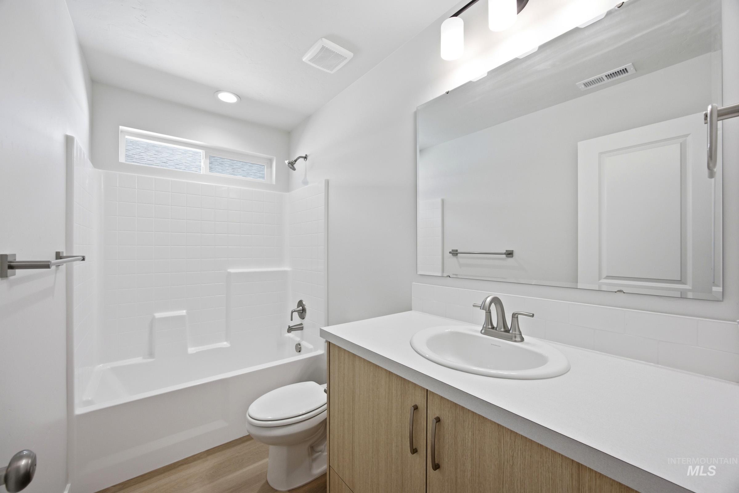 613 W Novak Dr Property Photo 23