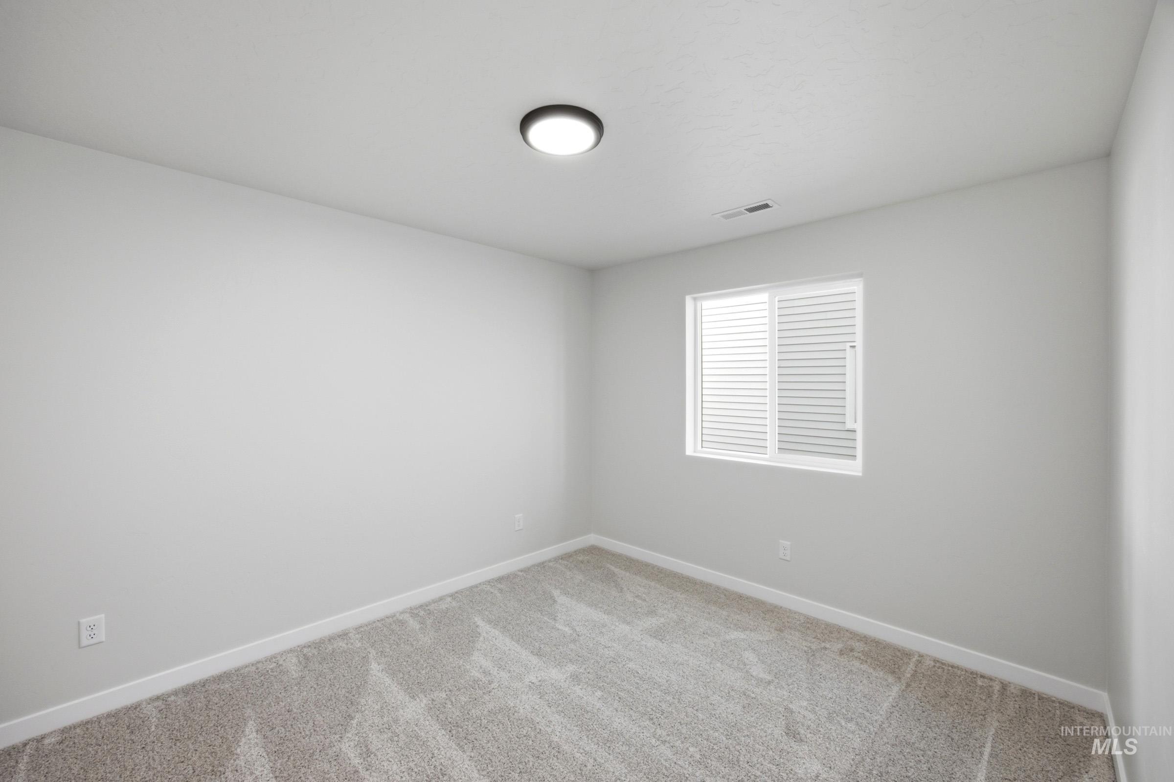623 W Novak Dr Property Photo 21