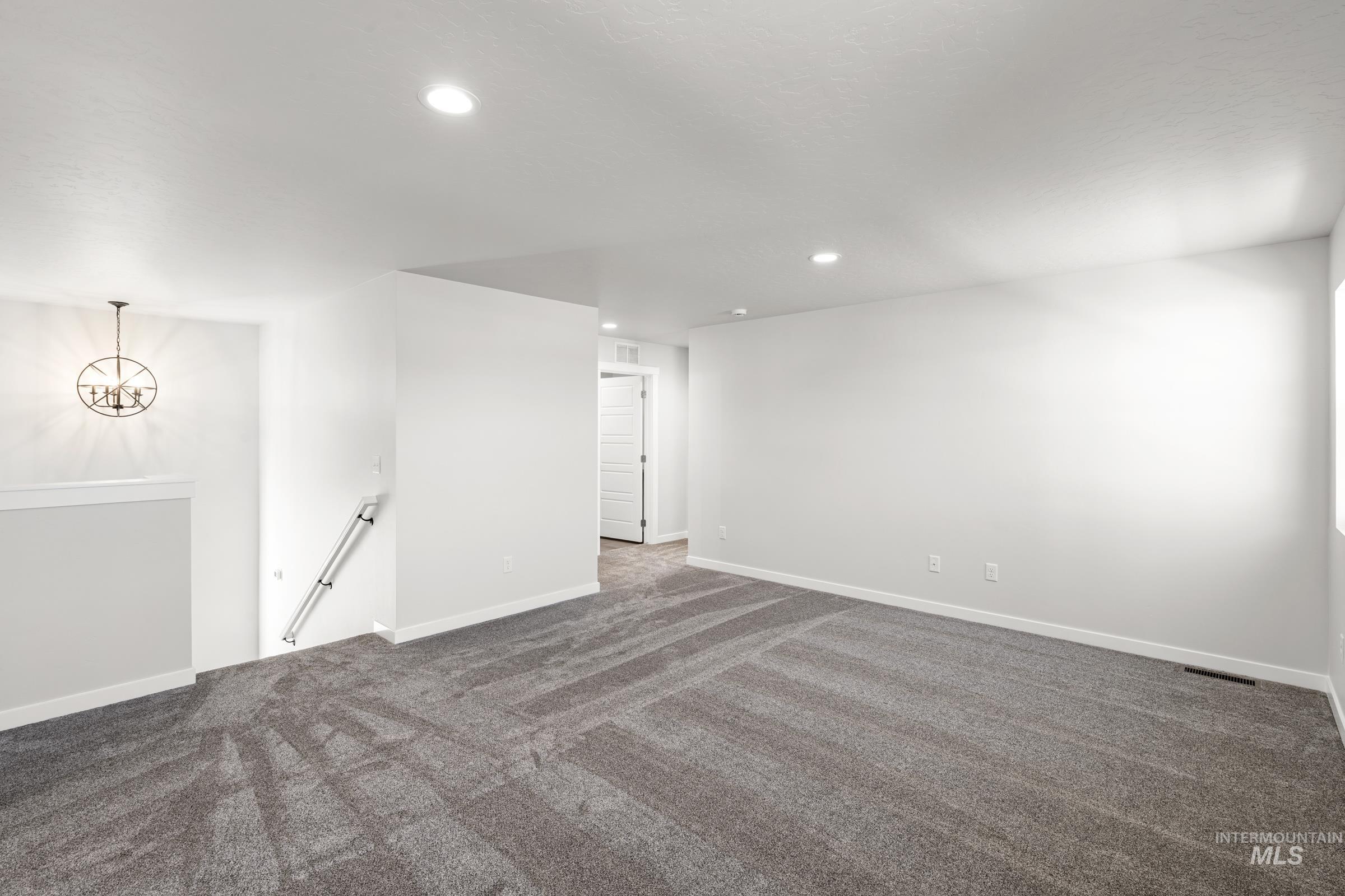 7470 W Trumbull Ct Property Photo 14
