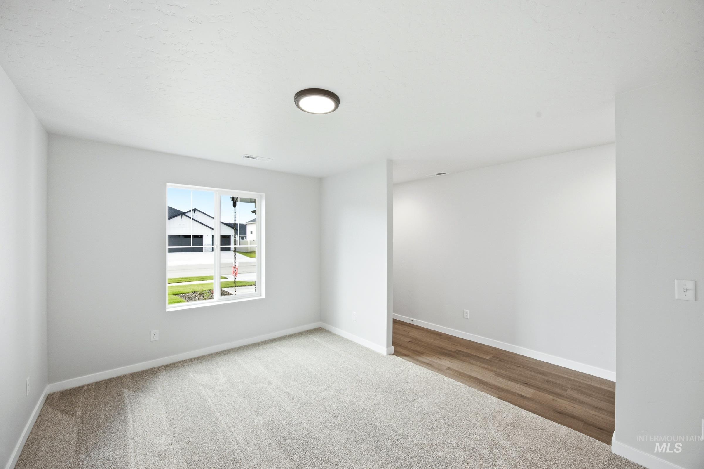 8382 E Cool River Lp Property Photo 11