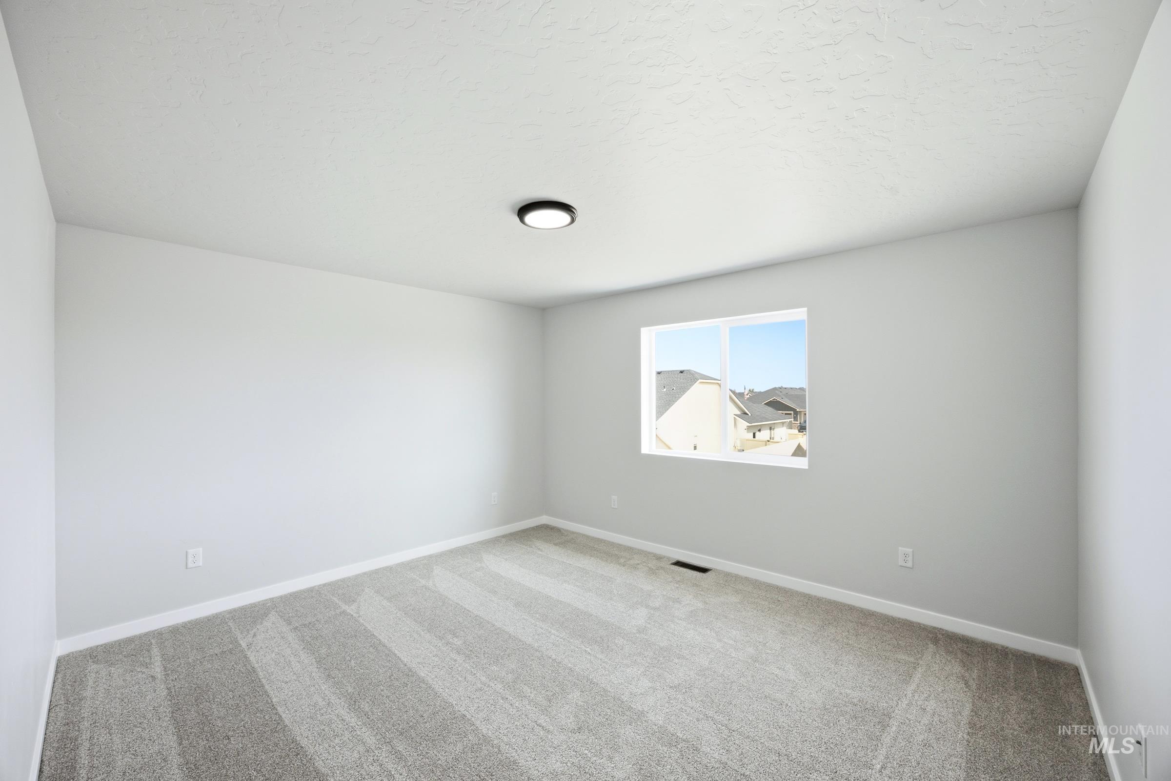 8382 E Cool River Lp Property Photo 13