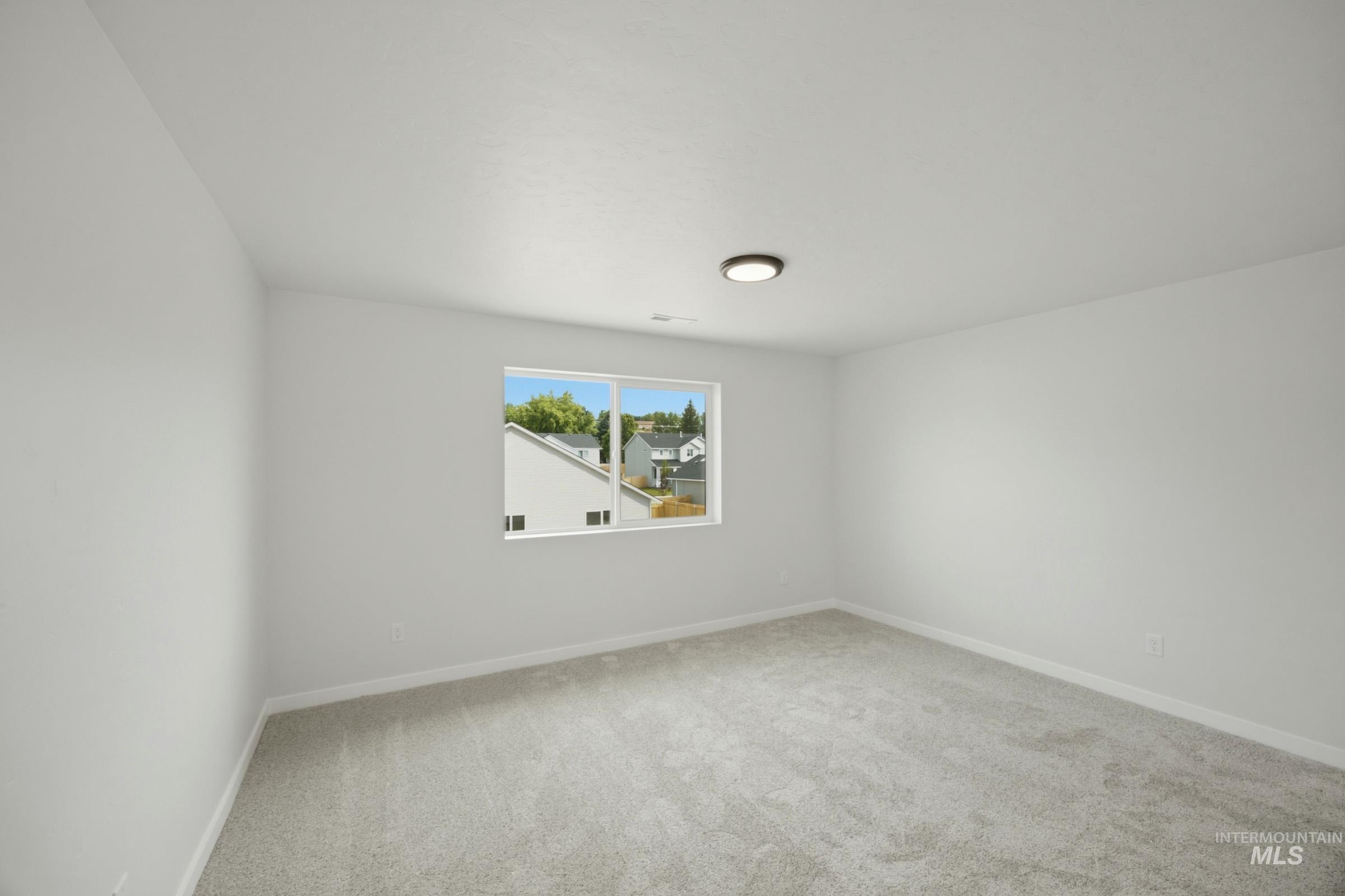 1424 Sunday River St Property Photo 12