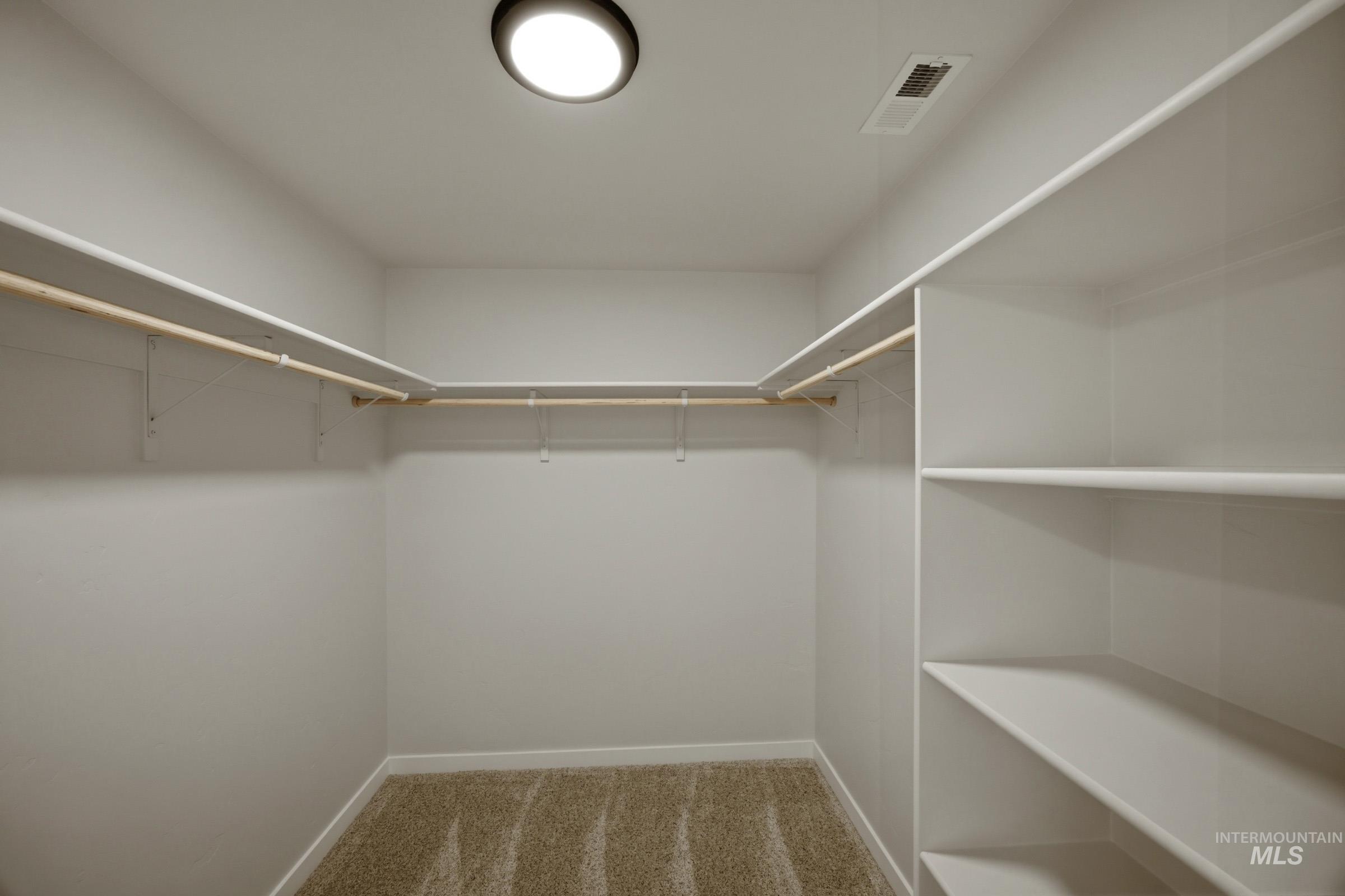 1424 Sunday River St Property Photo 19
