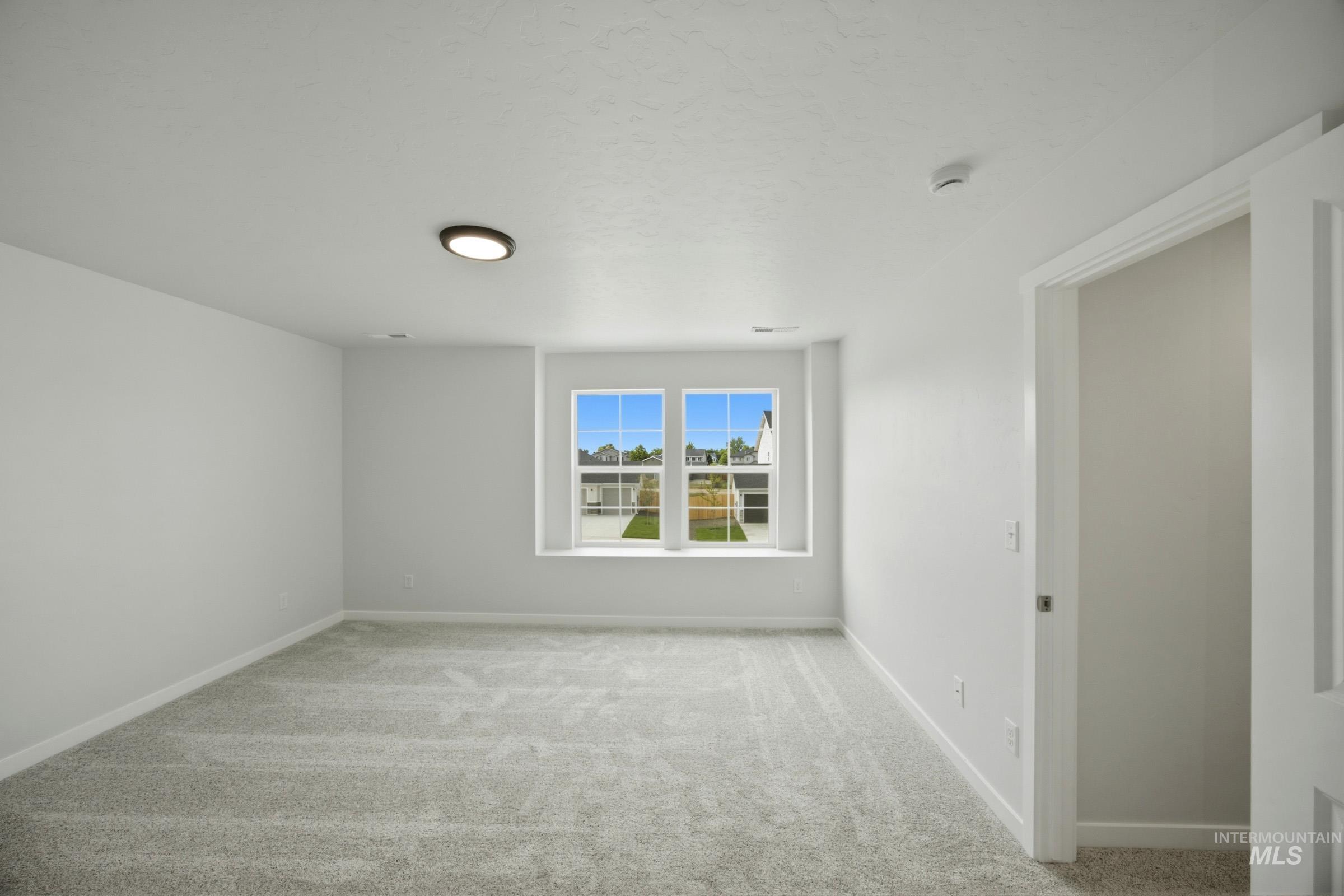 1424 Sunday River St Property Photo 21