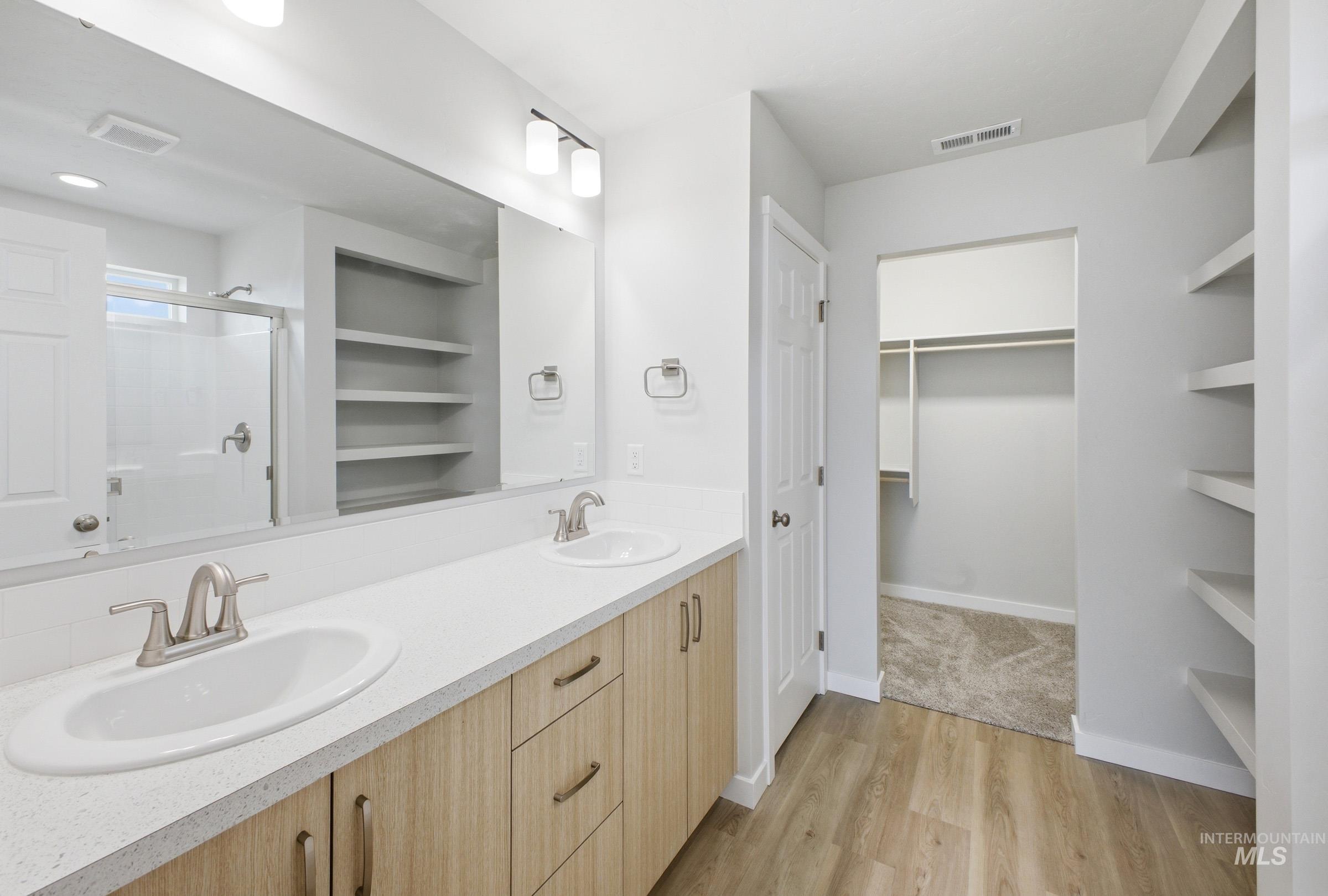1598 Sunday River St Property Photo 16