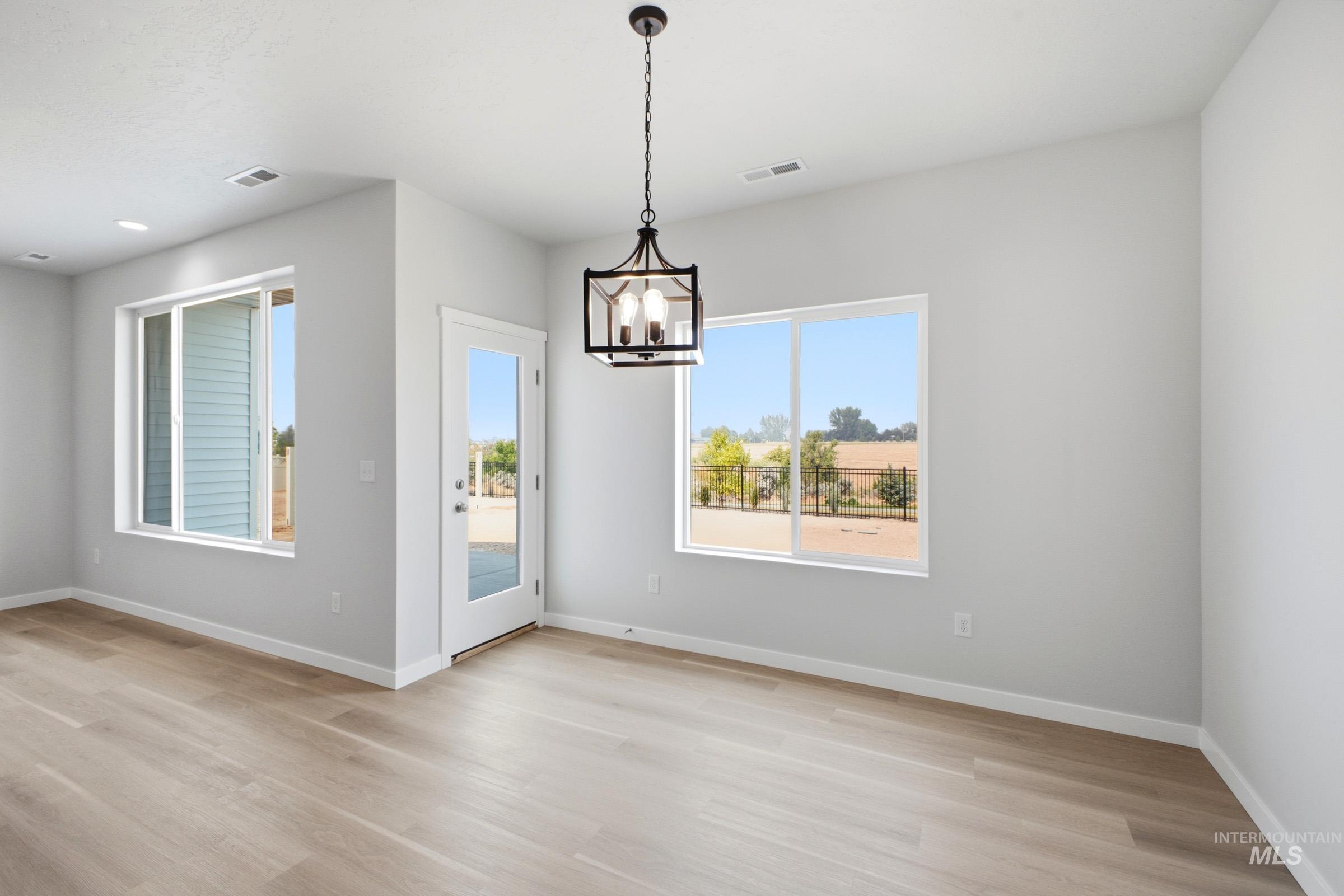 3026 W Animas Creek Dr Property Photo 6