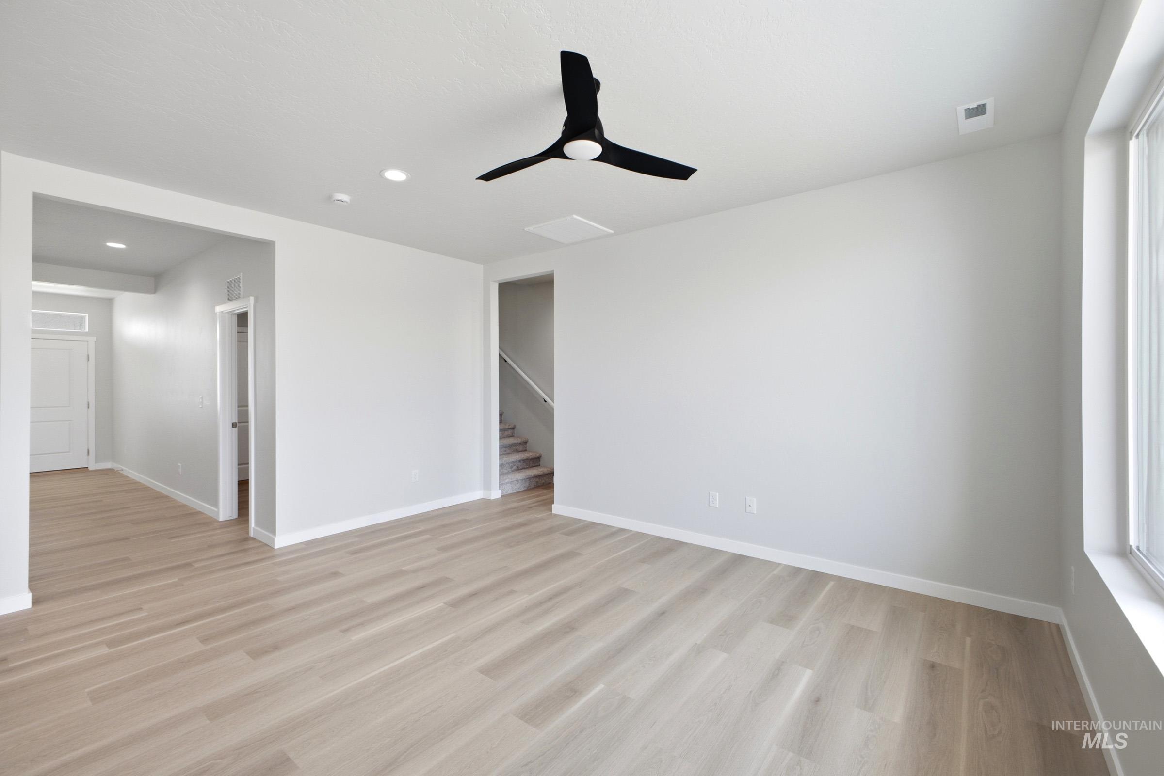 3026 W Animas Creek Dr Property Photo 8