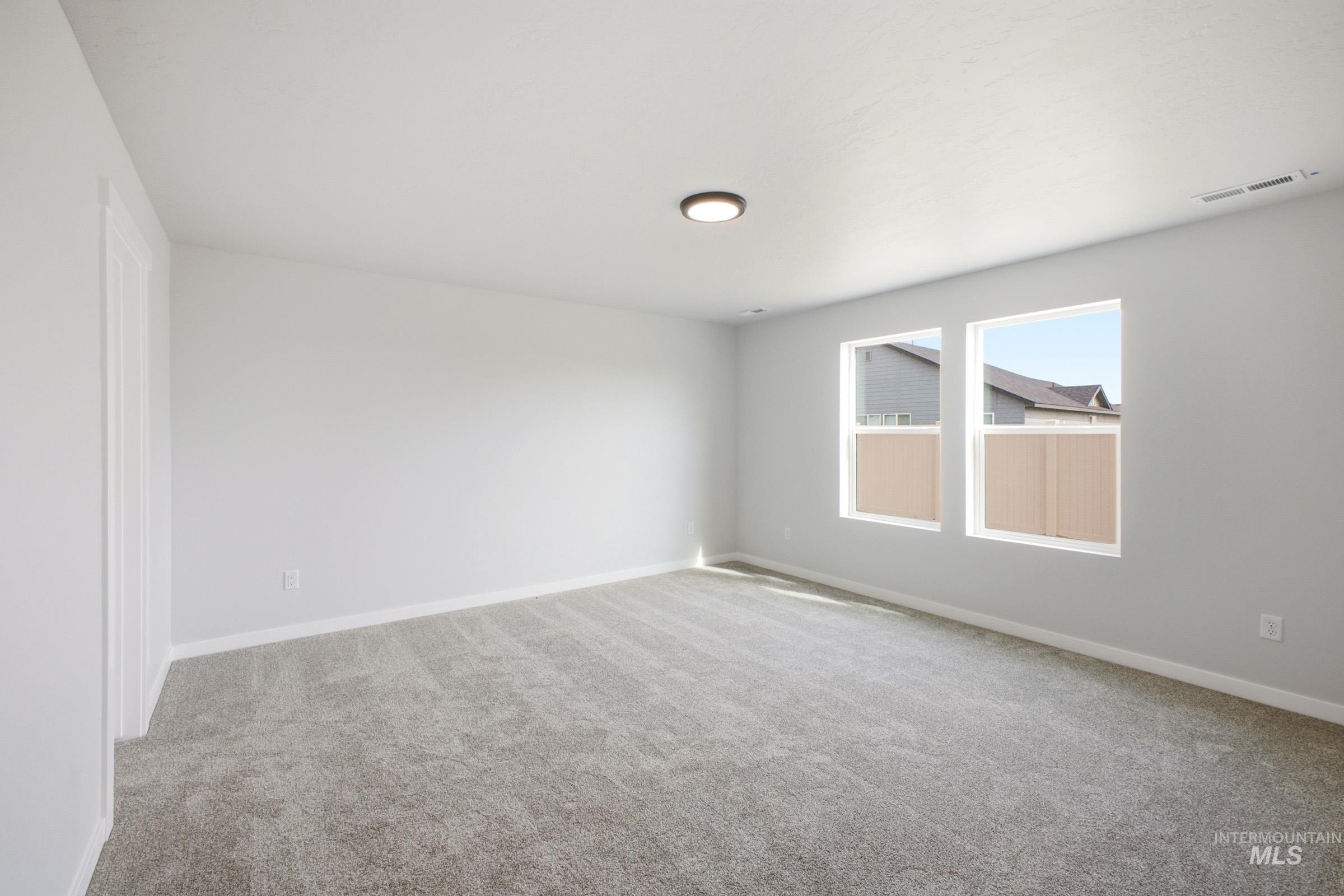 2432 W Red Jasper Dr Property Photo 17