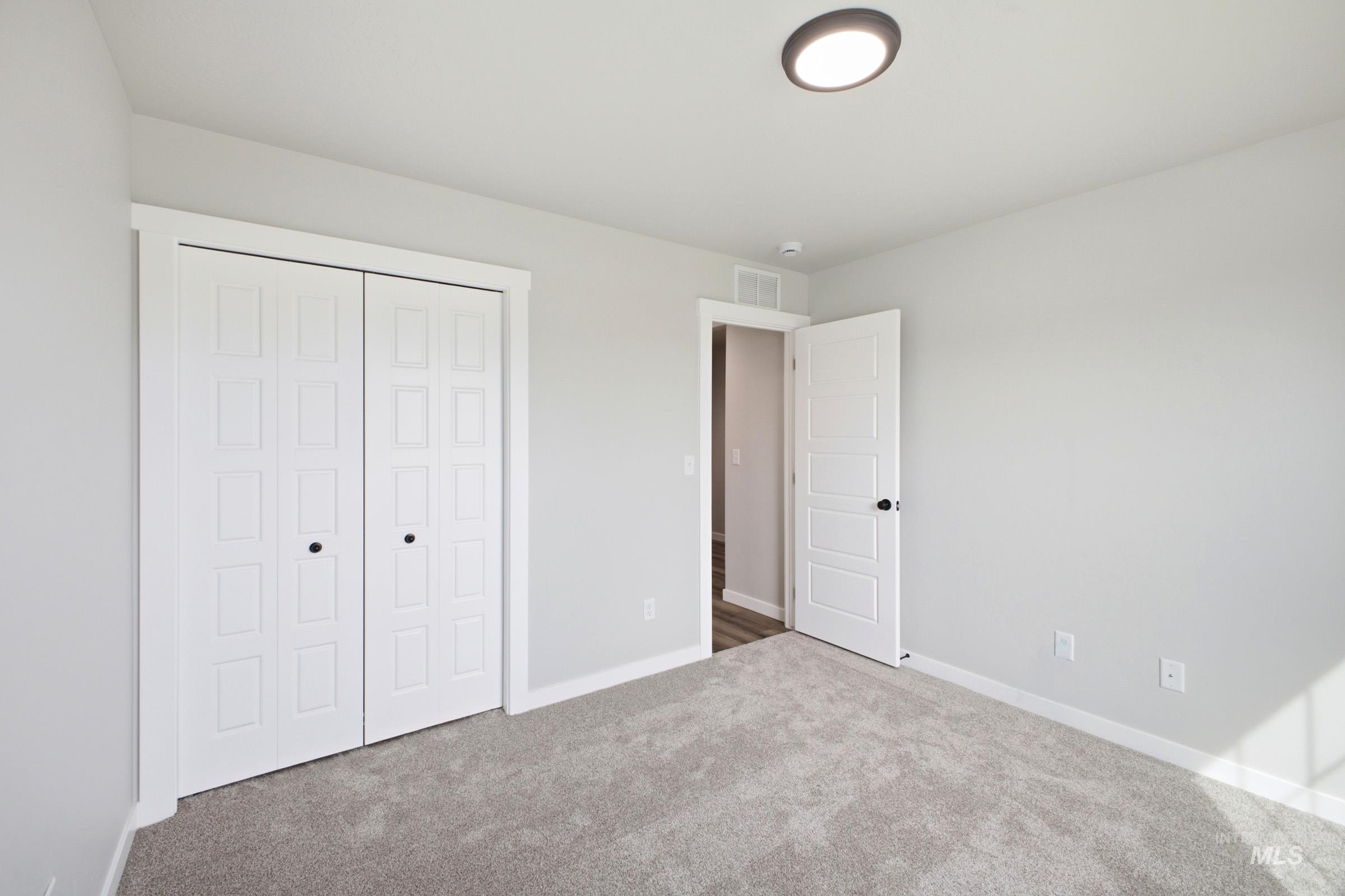 2511 W Red Jasper Dr Property Photo 16