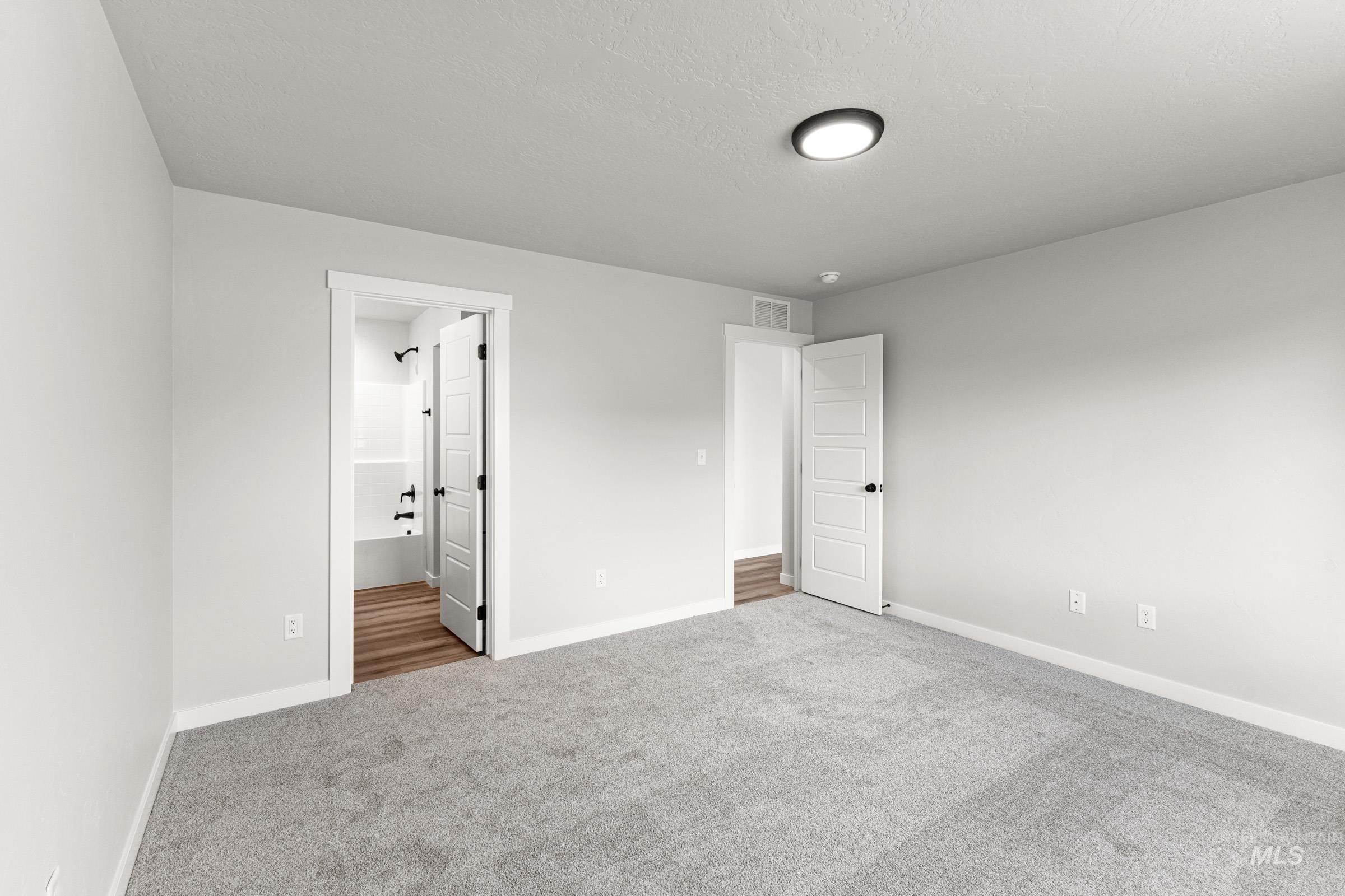 2493 W Red Jasper Dr Property Photo 16
