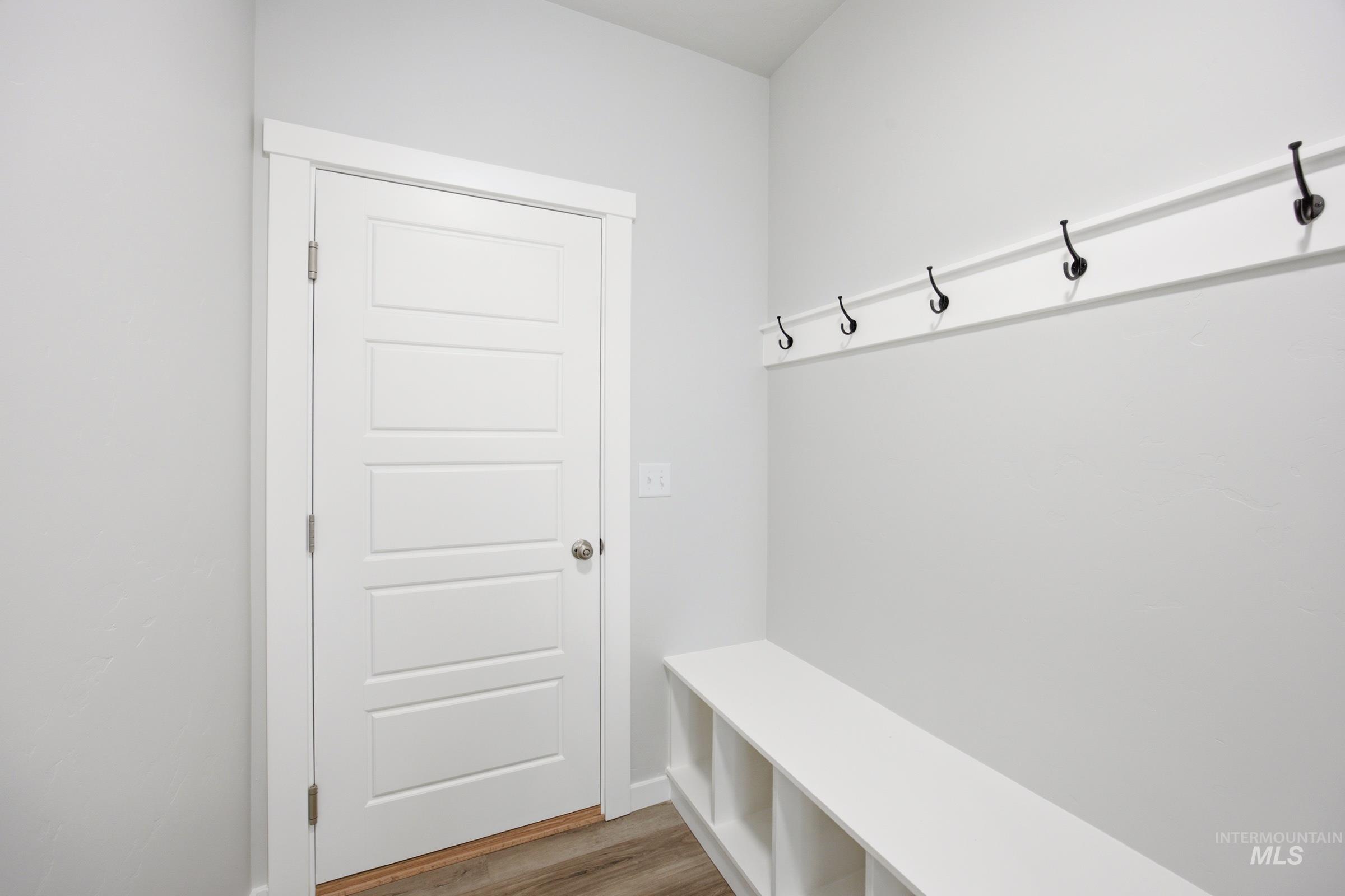 2491 W Kincaid St Property Photo 11