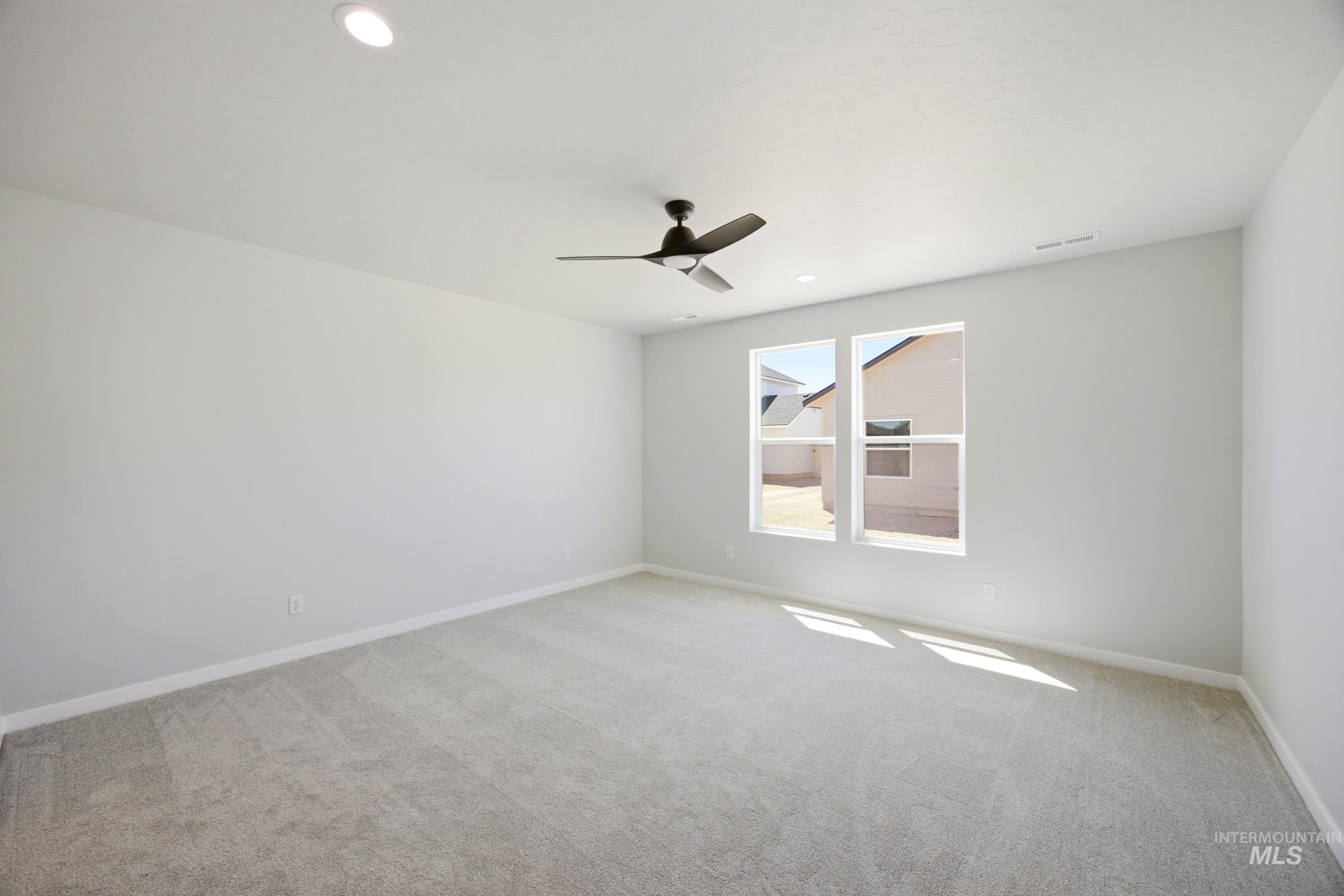 2491 W Kincaid St Property Photo 13