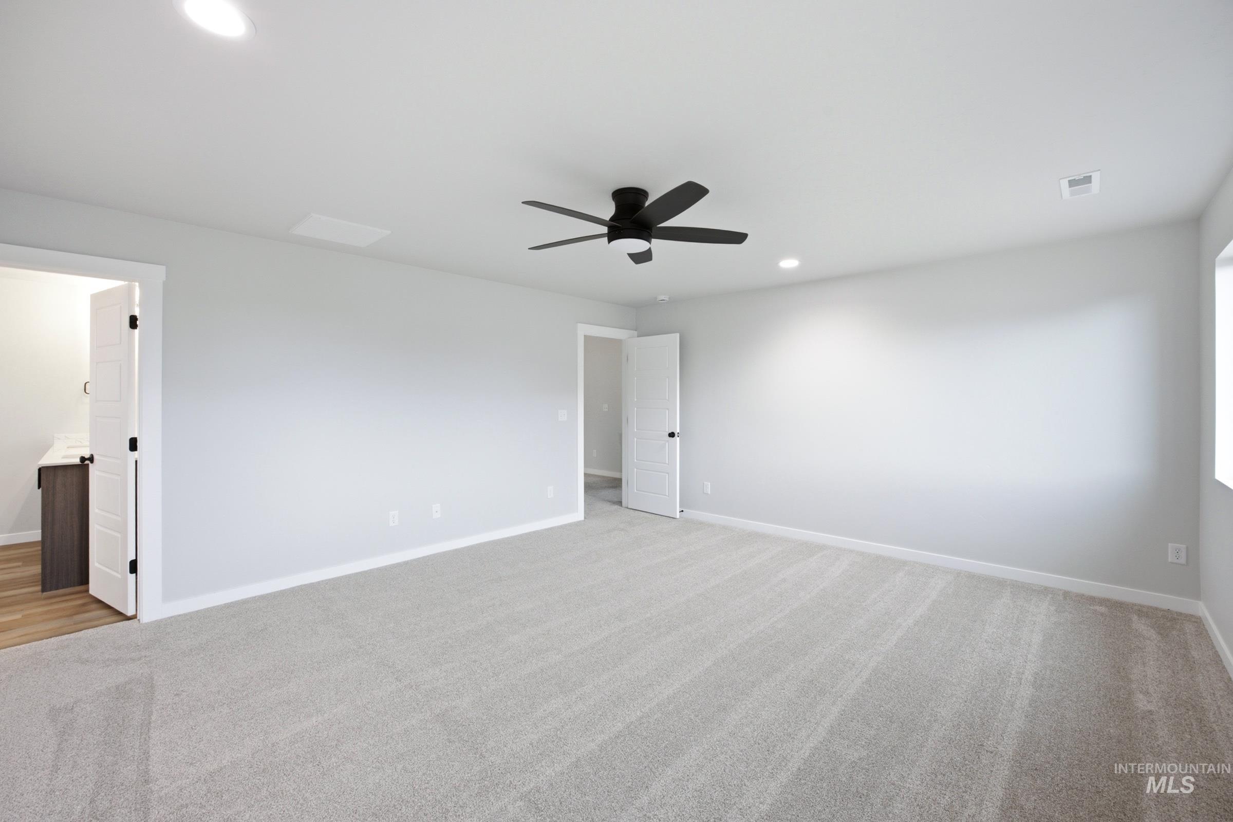 2449 W Kincaid St Property Photo 25