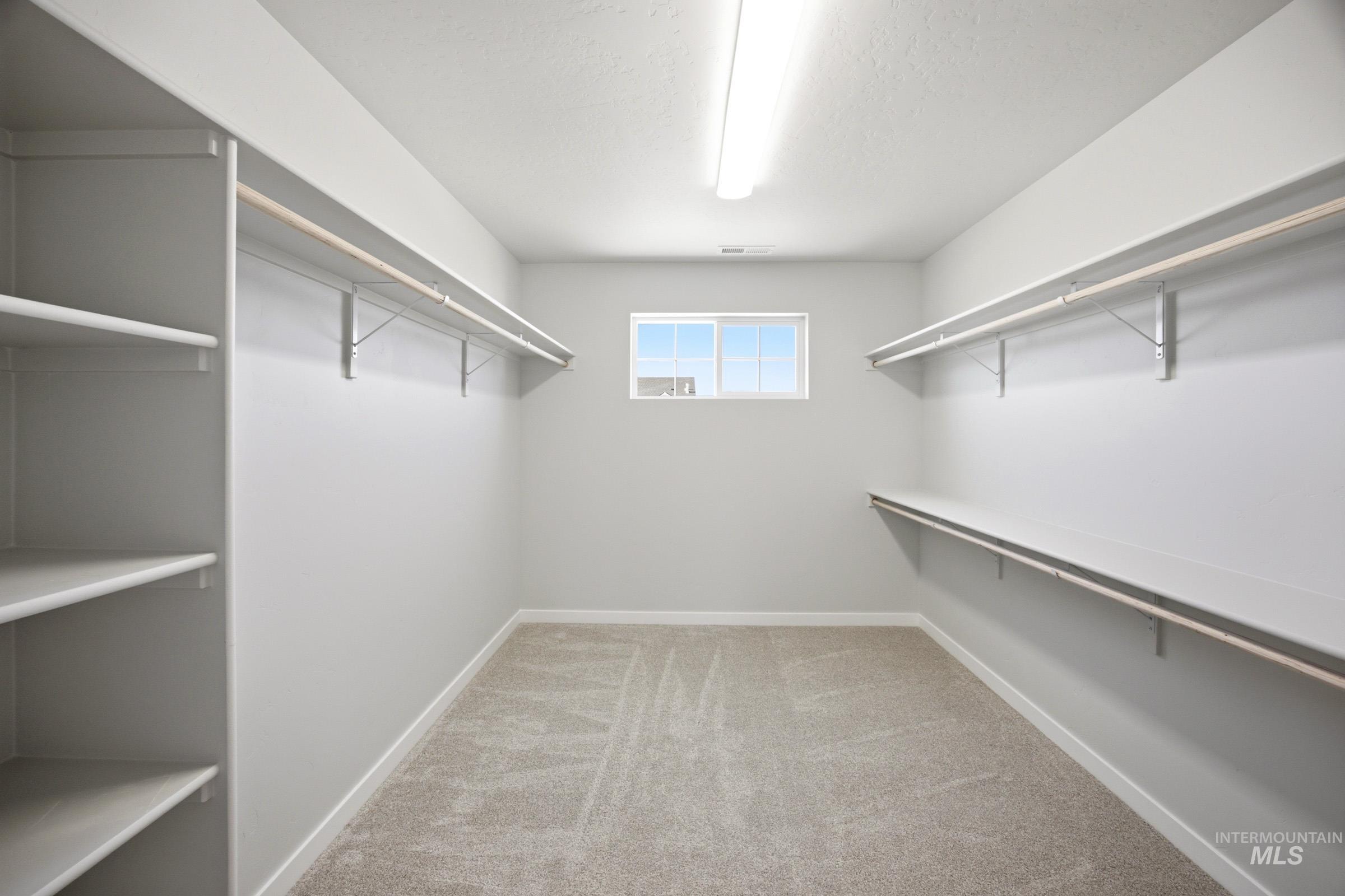 2470 W Clegane Ct Property Photo 22