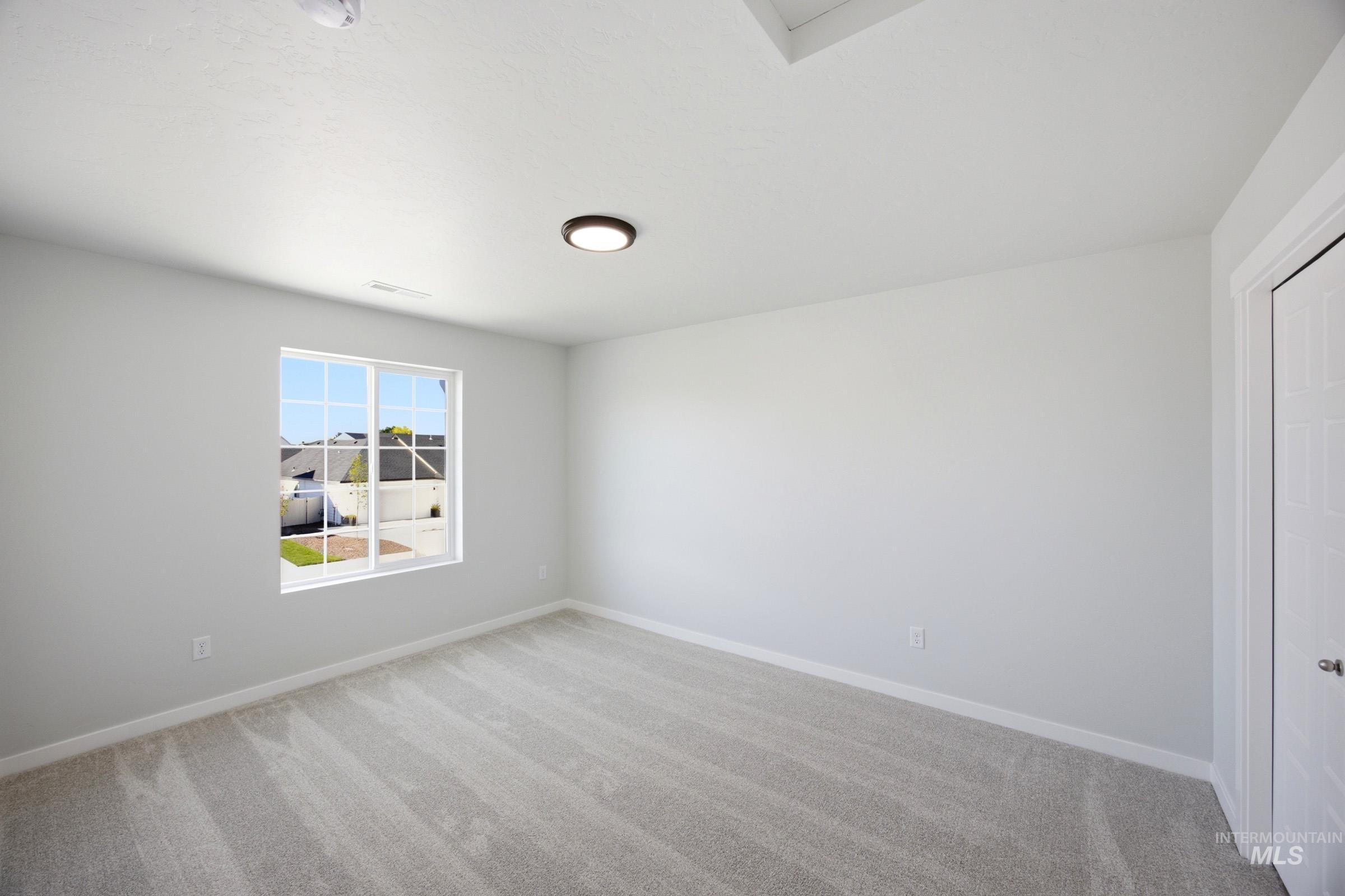 2470 W Clegane Ct Property Photo 26