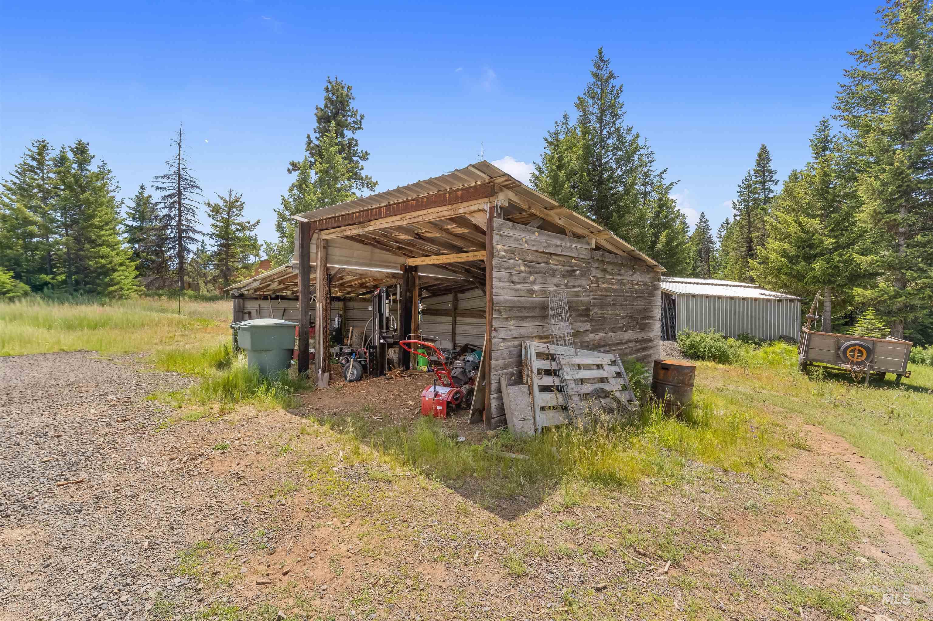 43874 Yellow Pine Avenue Property Photo 27