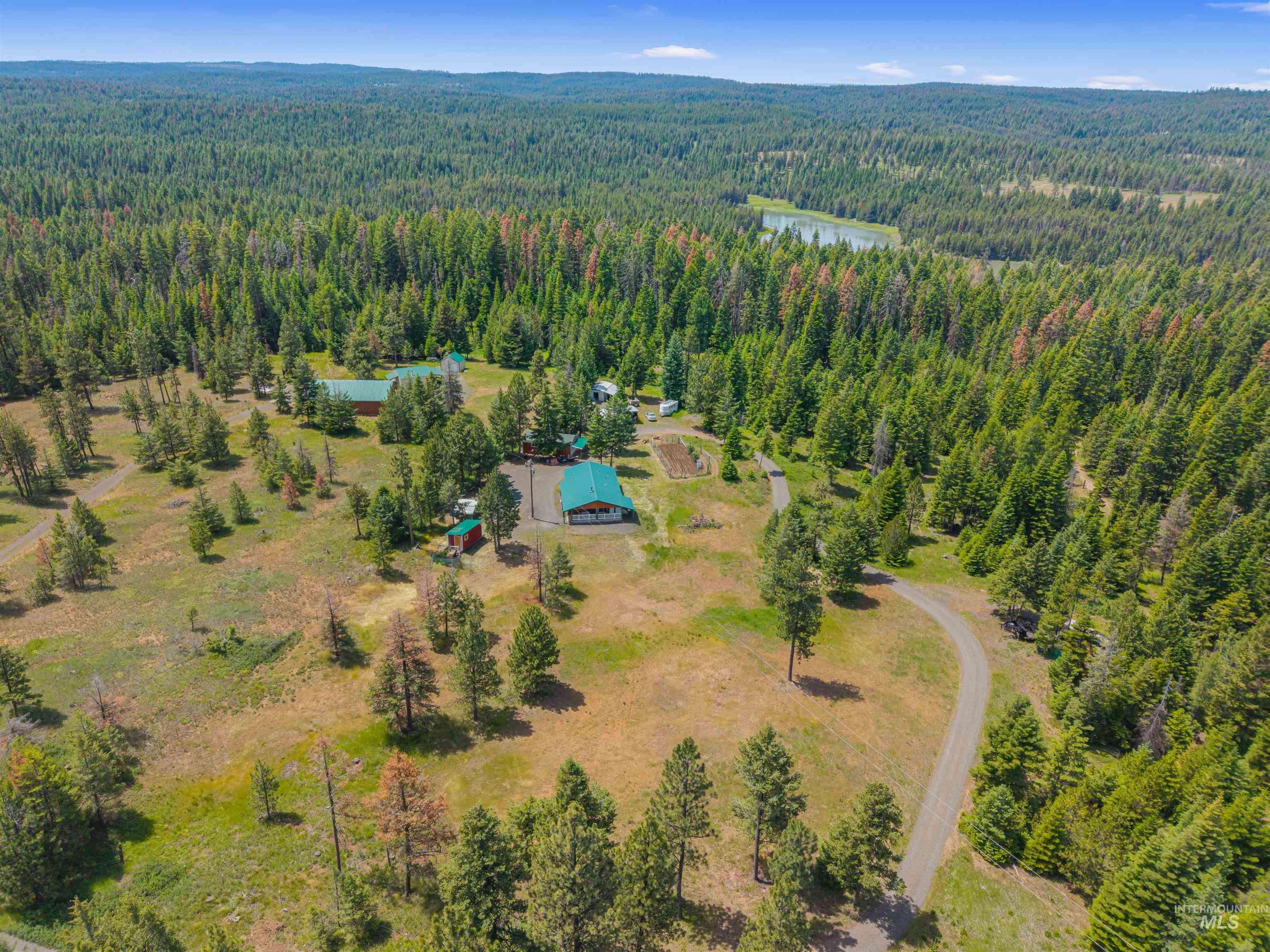 43874 Yellow Pine Avenue Property Photo 37