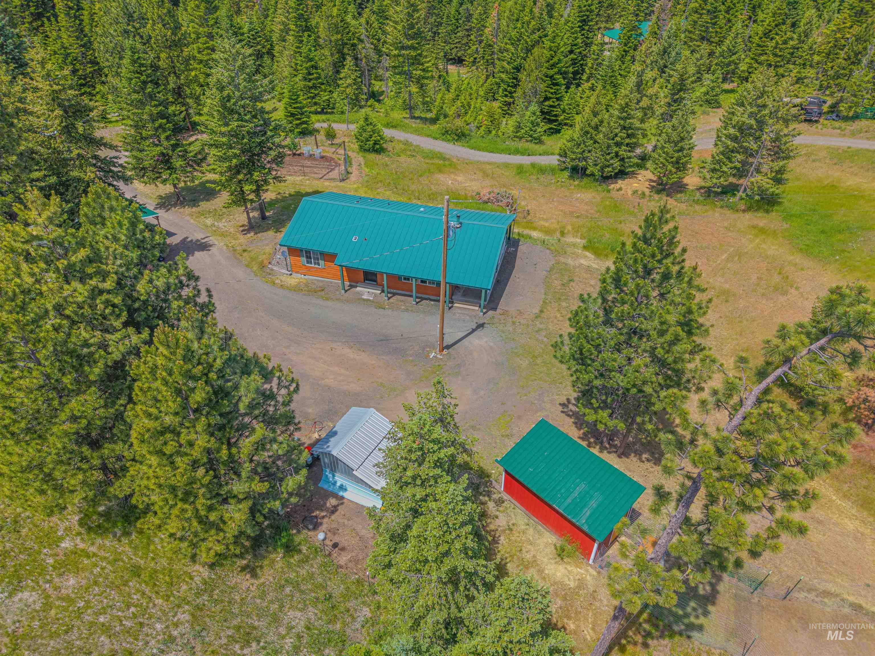43874 Yellow Pine Avenue Property Photo 41