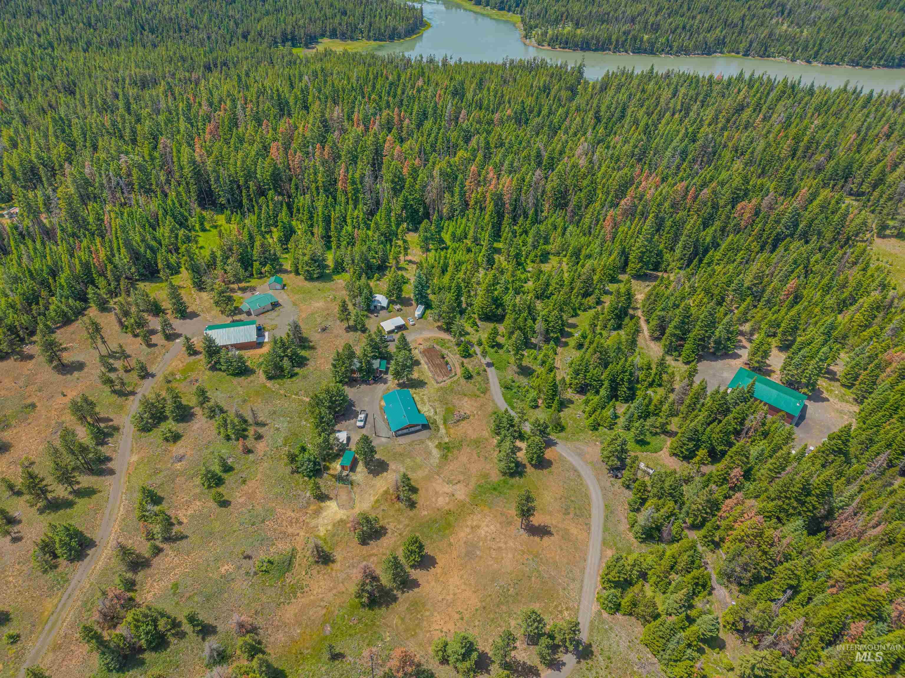 43874 Yellow Pine Avenue Property Photo 42