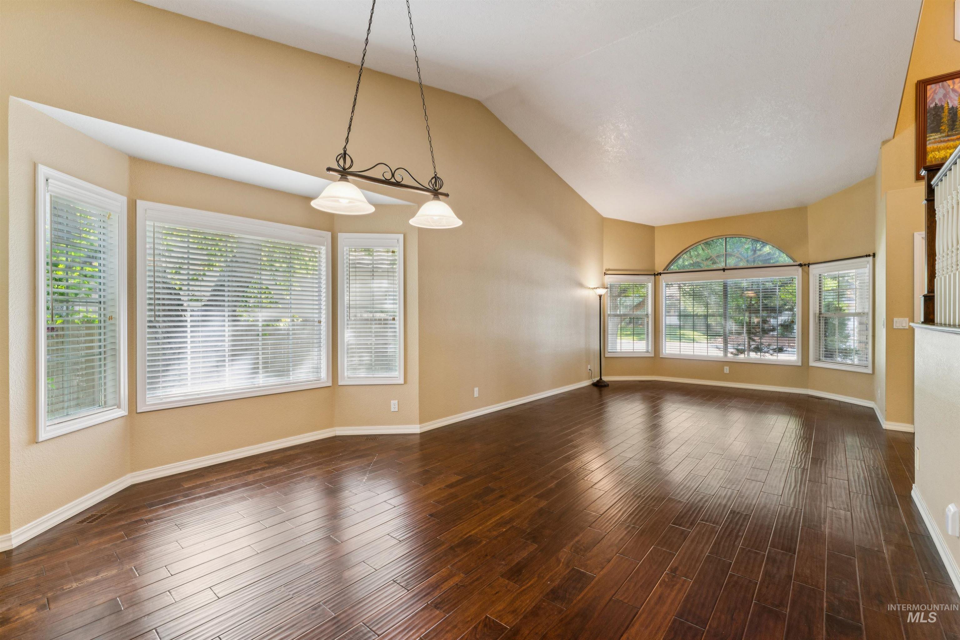 5108 N Samson Property Photo 6