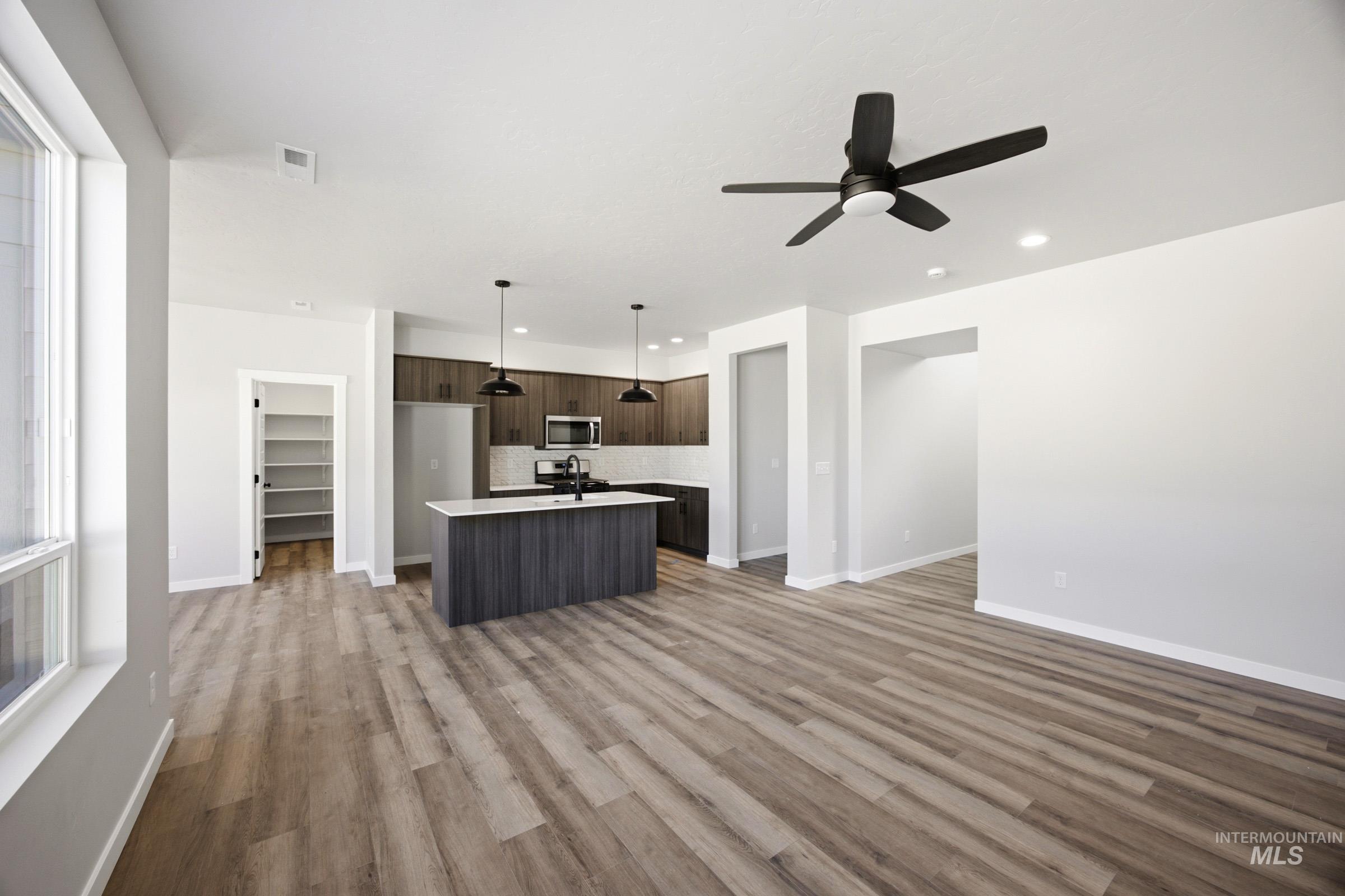 8263 S Tyrion Way Property Photo 9