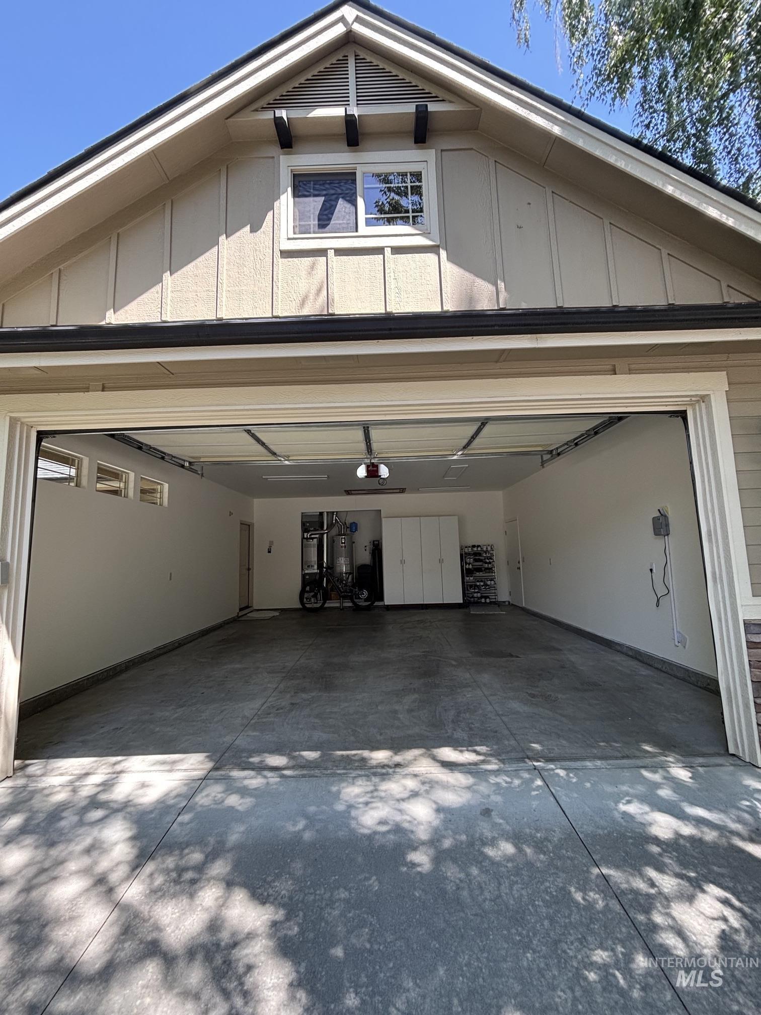 830 E Thunderbird Court Property Photo 31