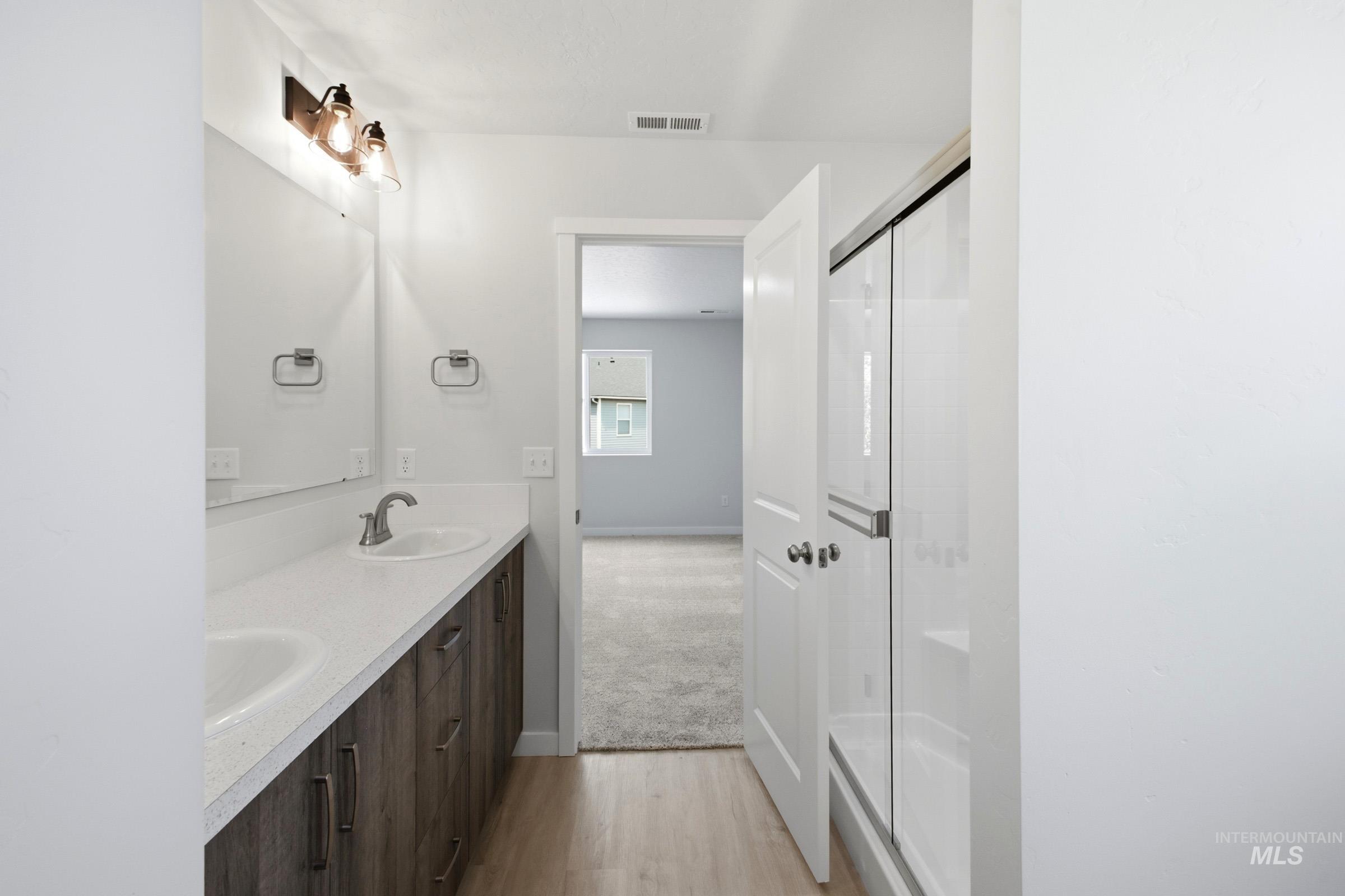 14092 Shiny Spruce St Property Photo 21