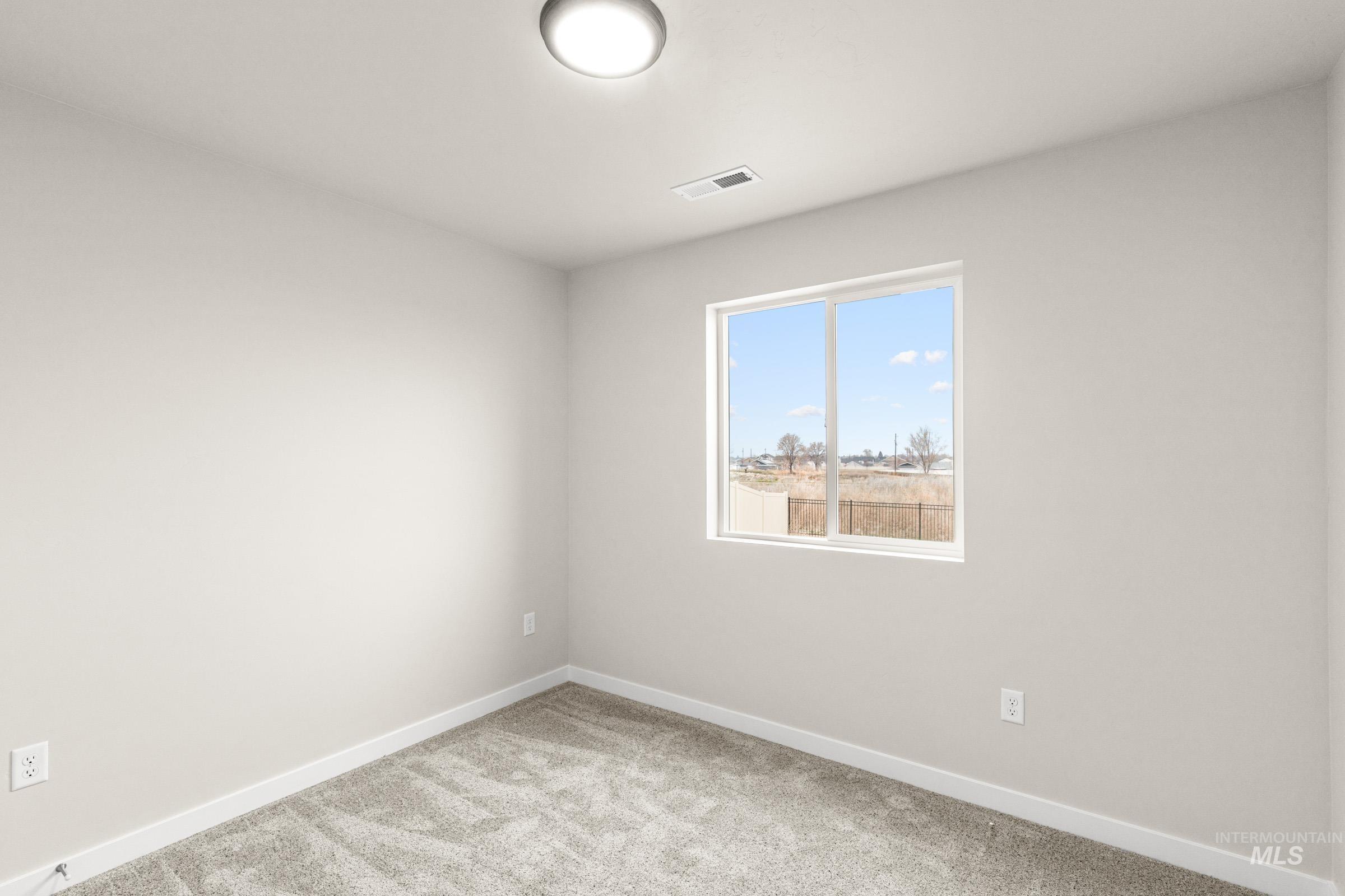 3588 E Jamestown Dr Property Photo 12