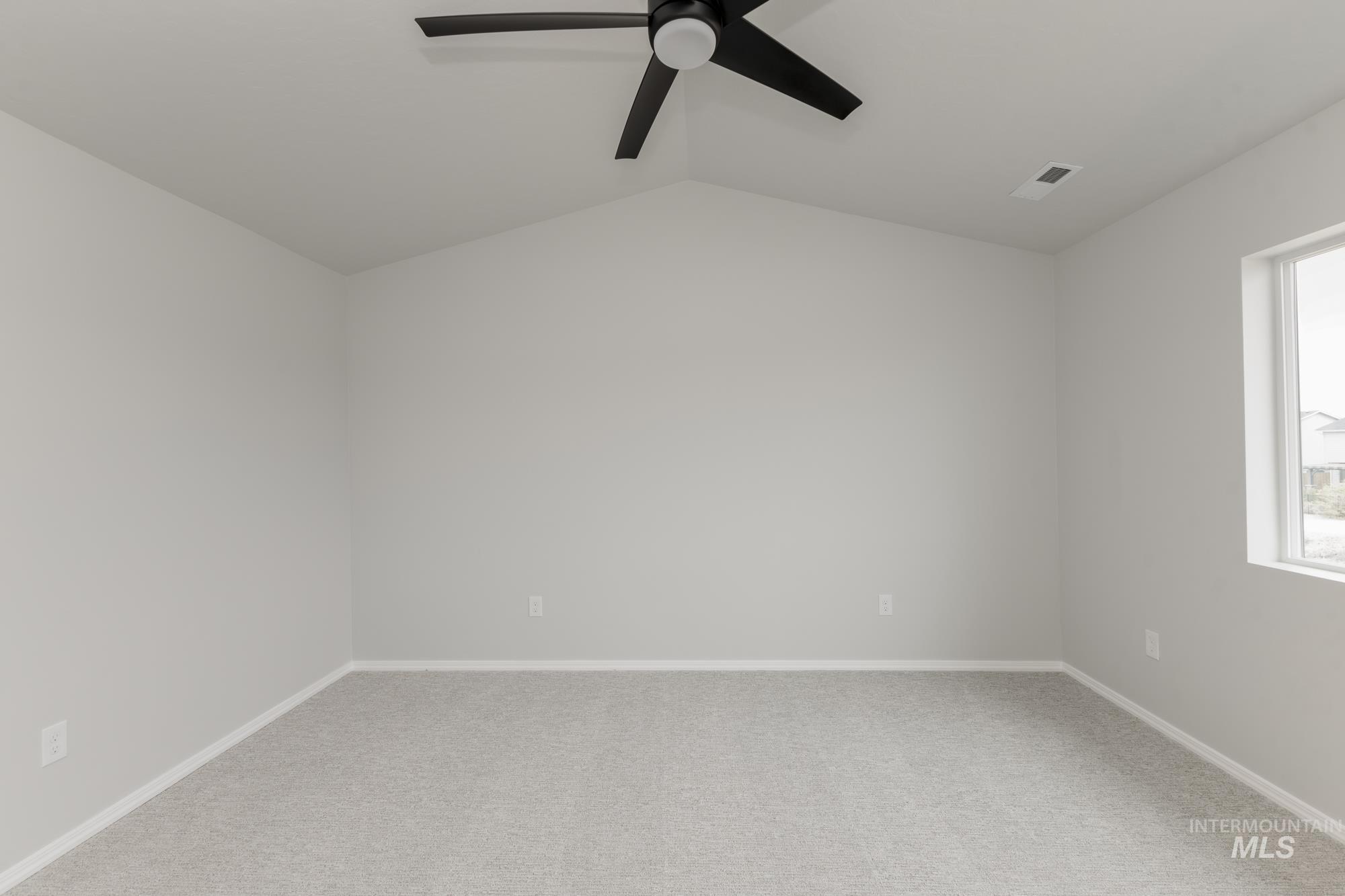 12842 Ropers St Property Photo 24