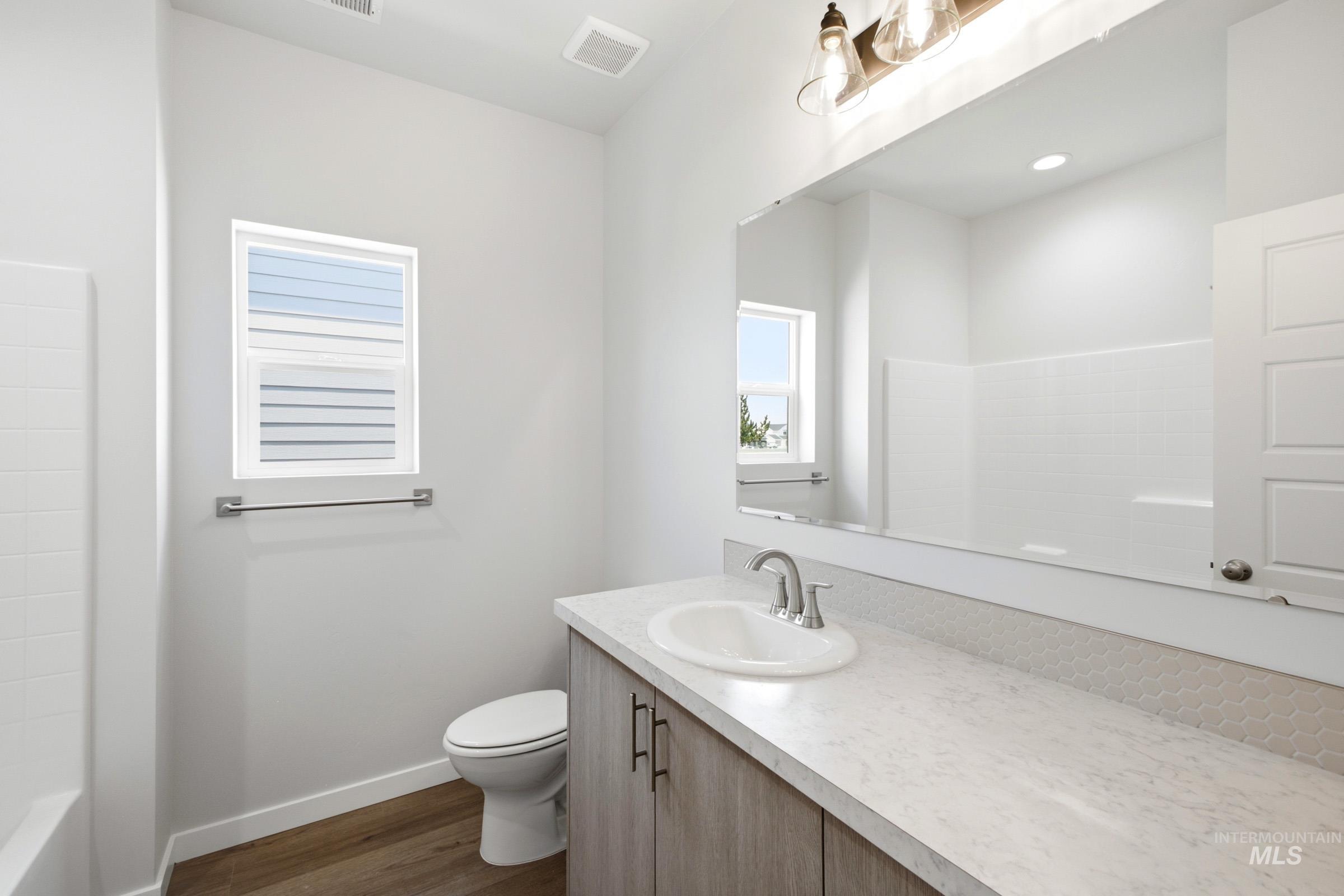 12865 Decatur St Property Photo 16