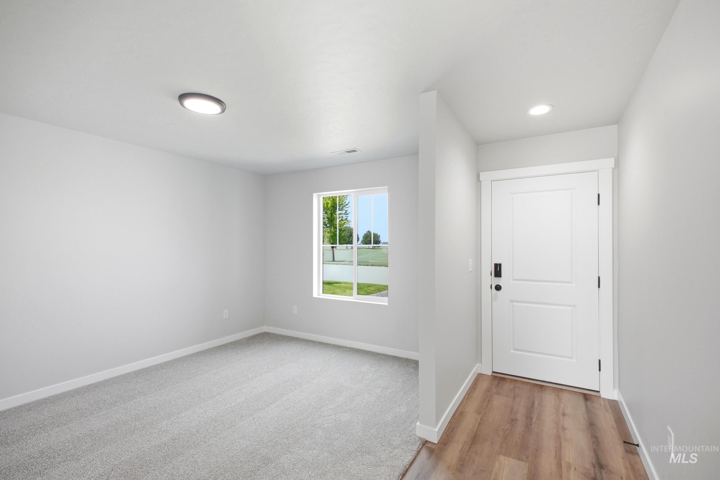 12853 Decatur St Property Photo 2