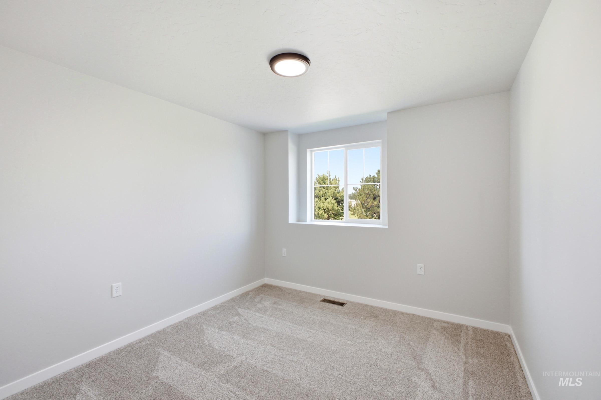 12853 Decatur St Property Photo 15