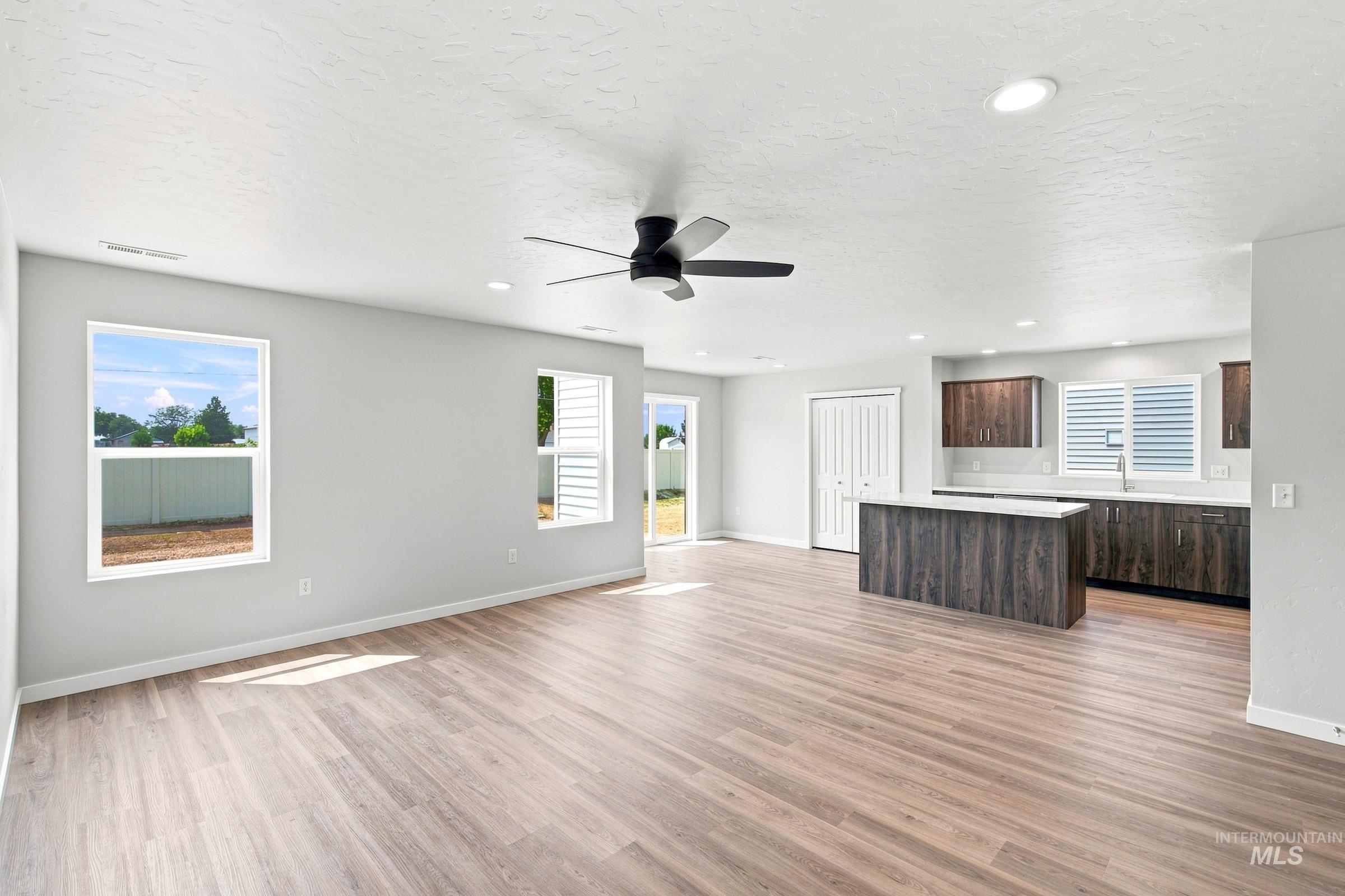 16638 N Shorthorn Lp Property Photo 8