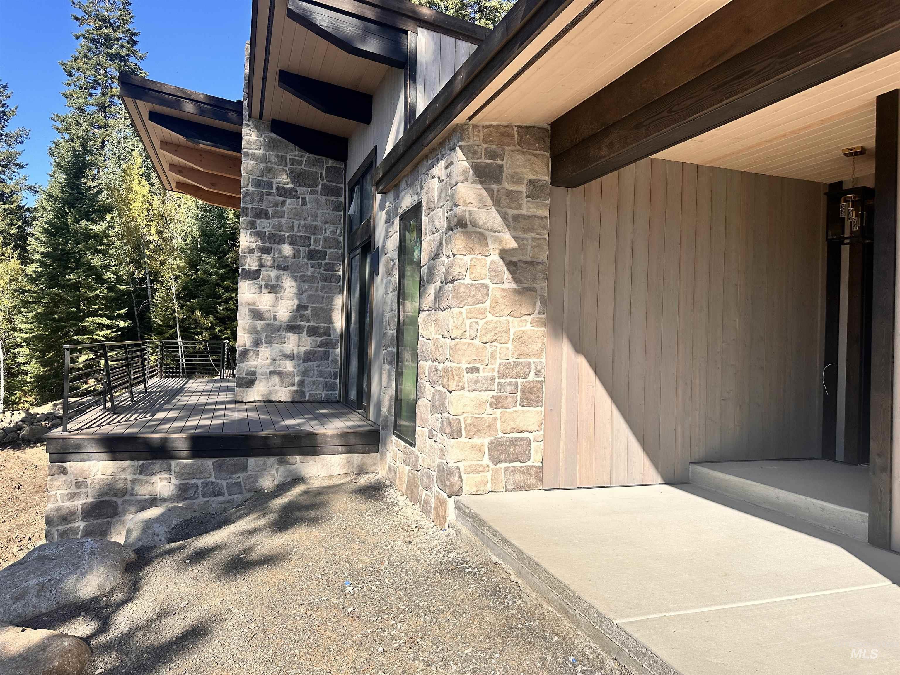 1125 Aspen Ridge Property Photo 16