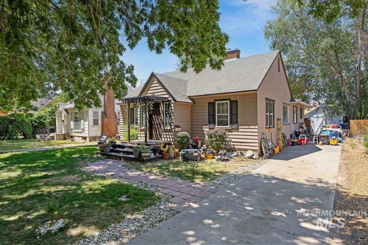 267 Pierce St Property Photo 2