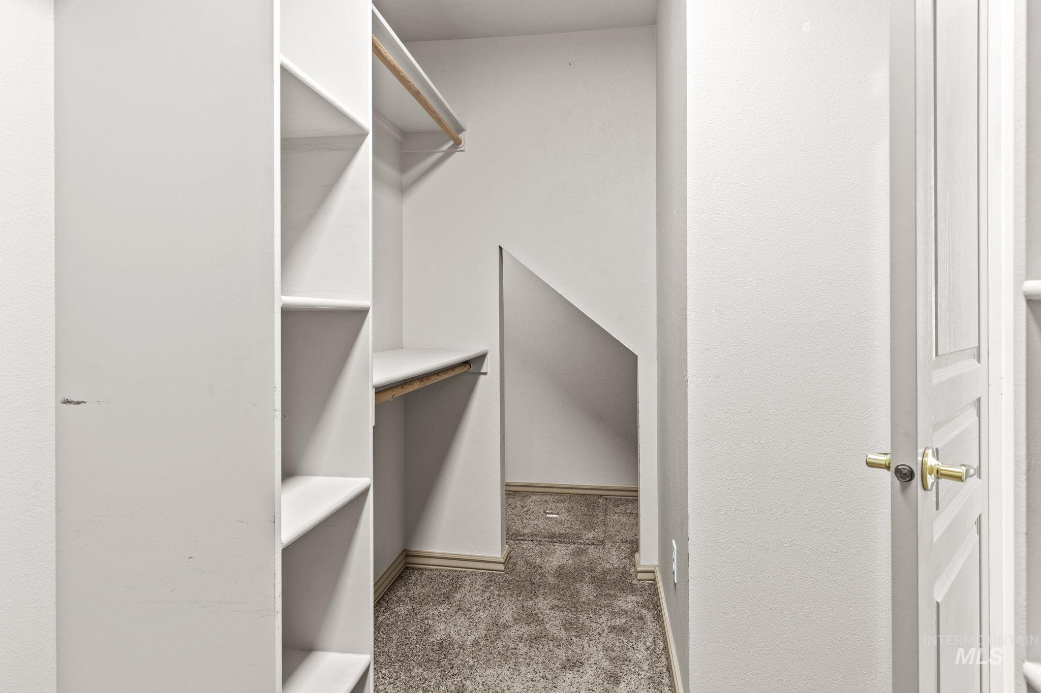 14940 Alkmaar St Property Photo 29