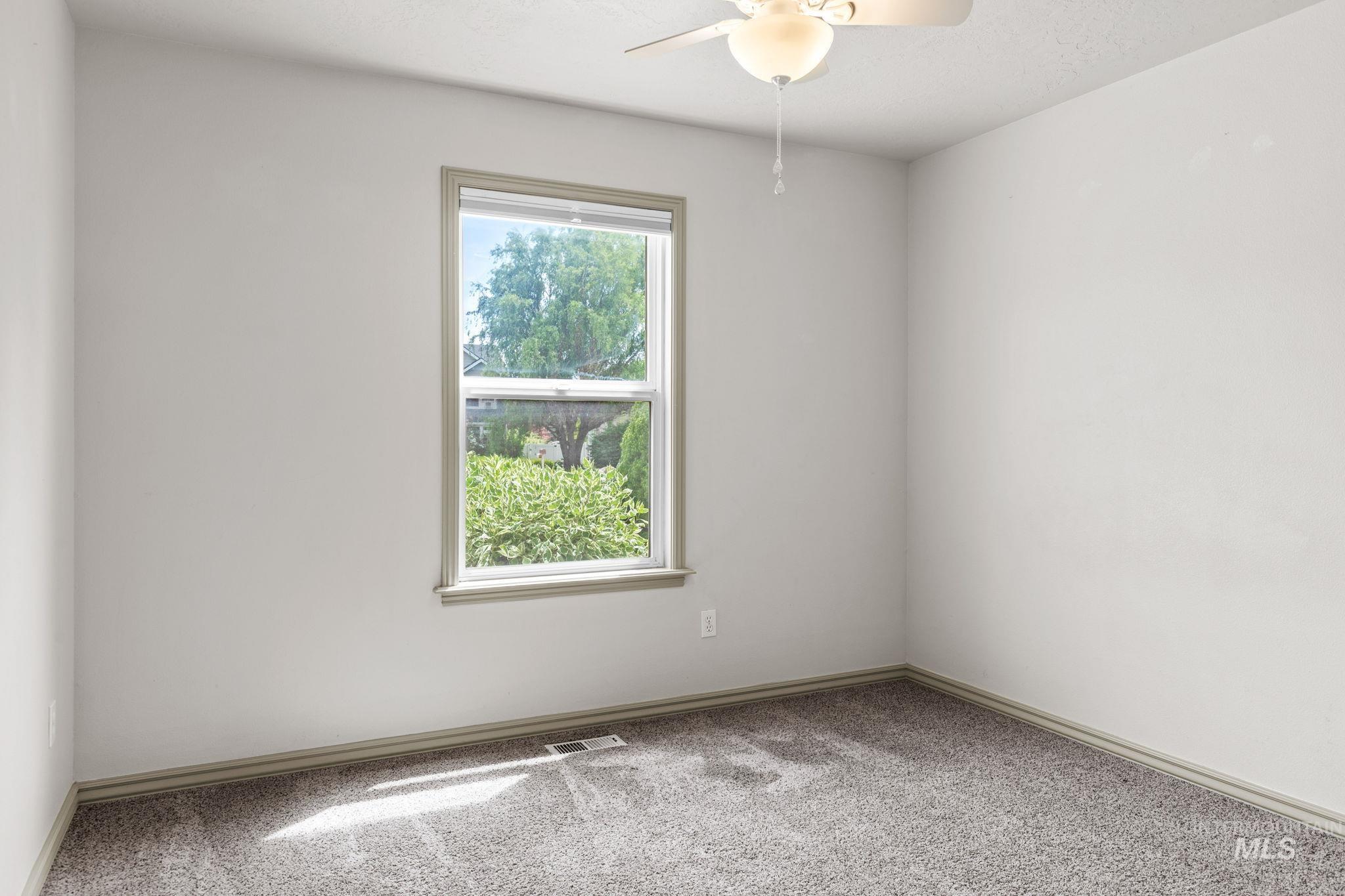 14940 Alkmaar St Property Photo 31