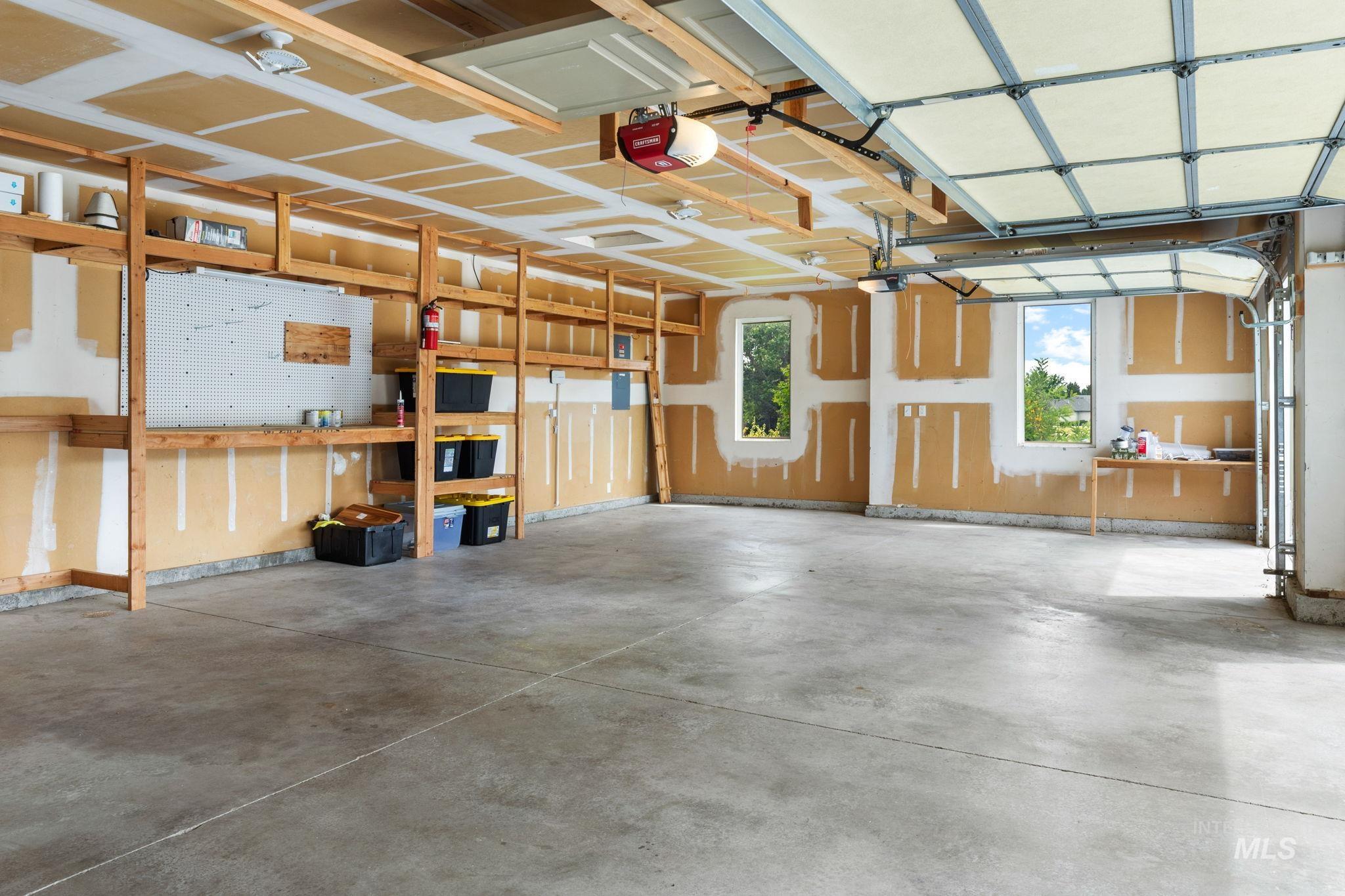 14940 Alkmaar St Property Photo 48